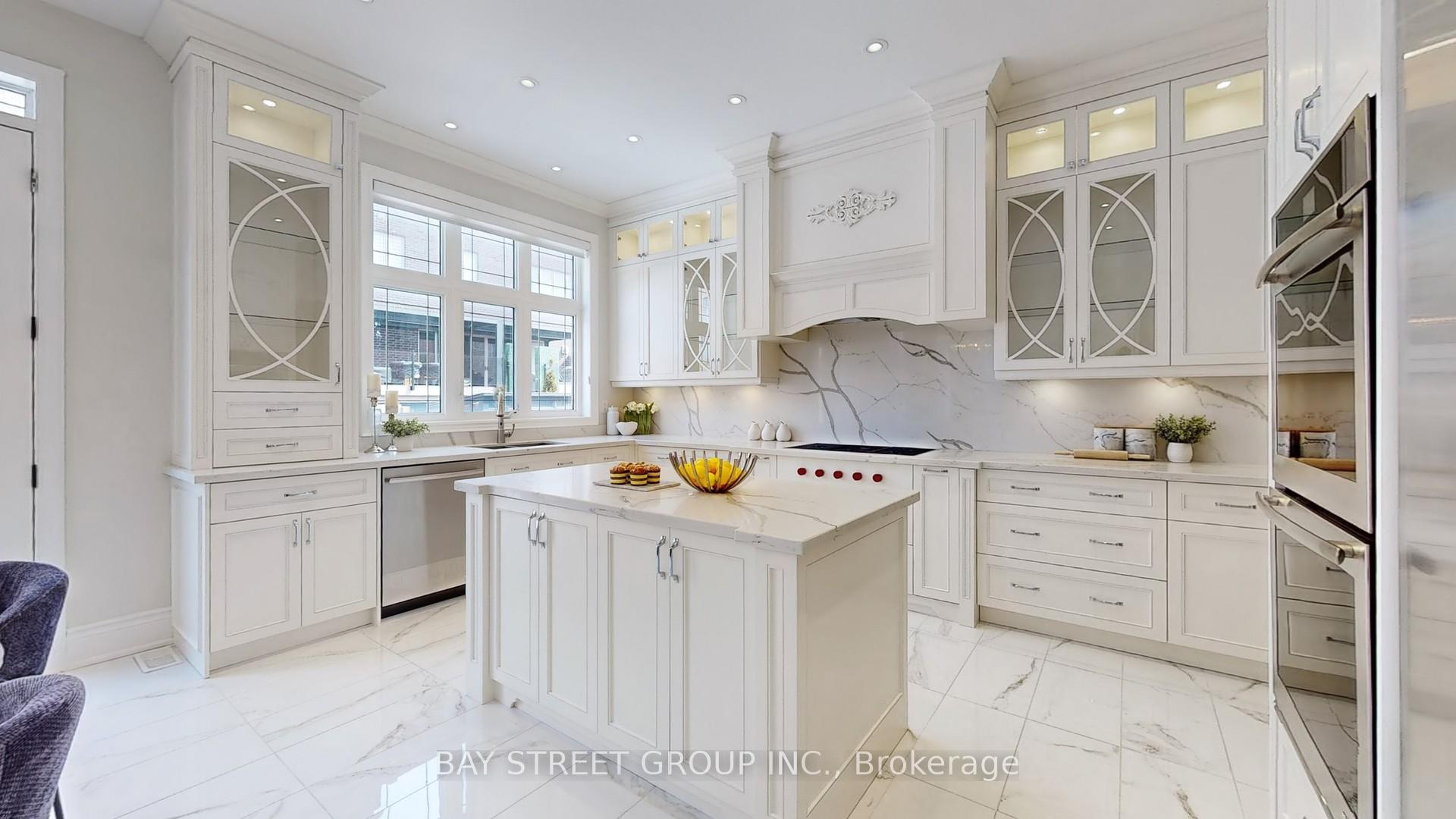 Photo 15 of 48 Foley Crescent, Vaughan, Patterson — HOMEH