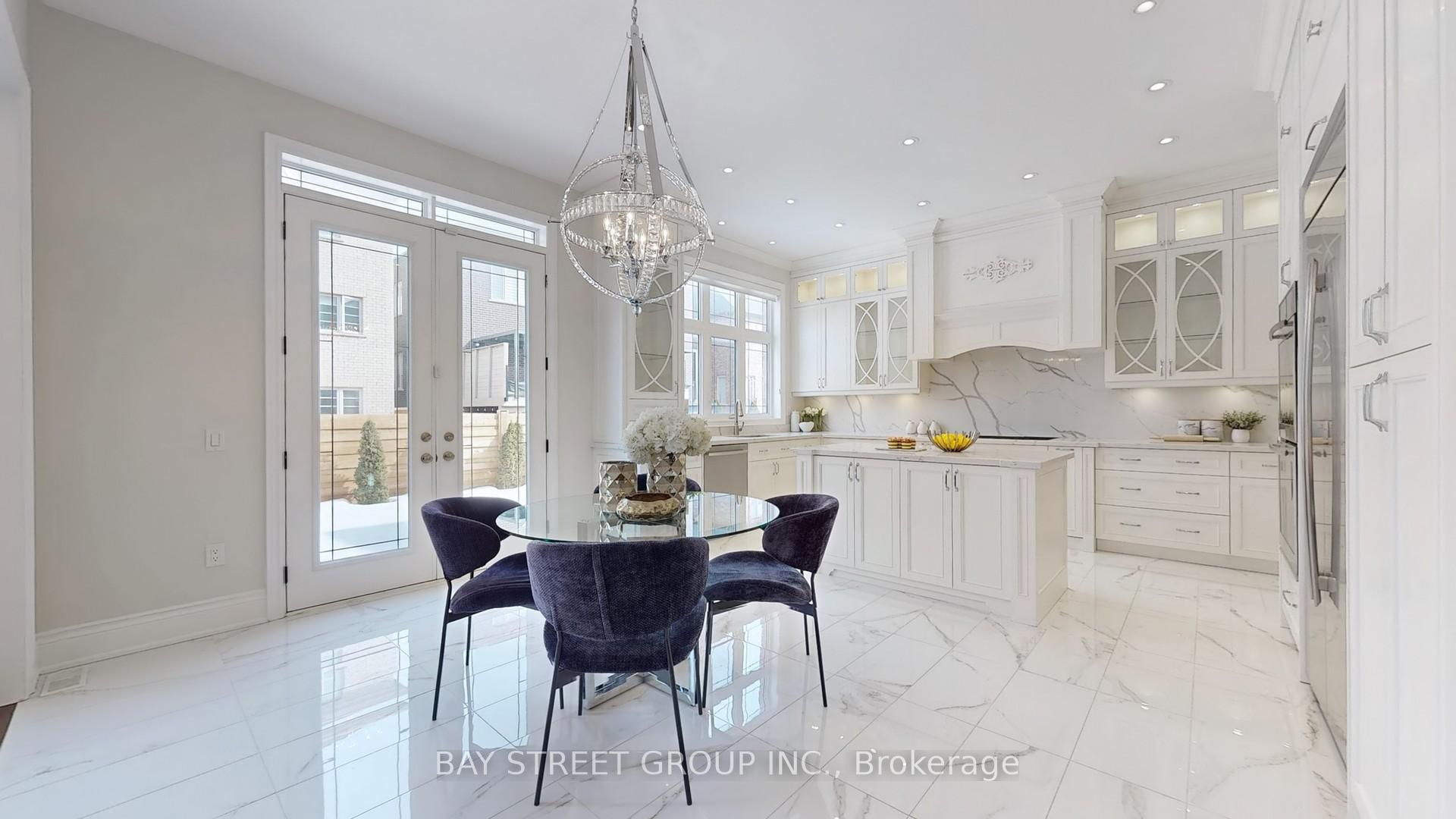 Photo 17 of 48 Foley Crescent, Vaughan, Patterson — HOMEH