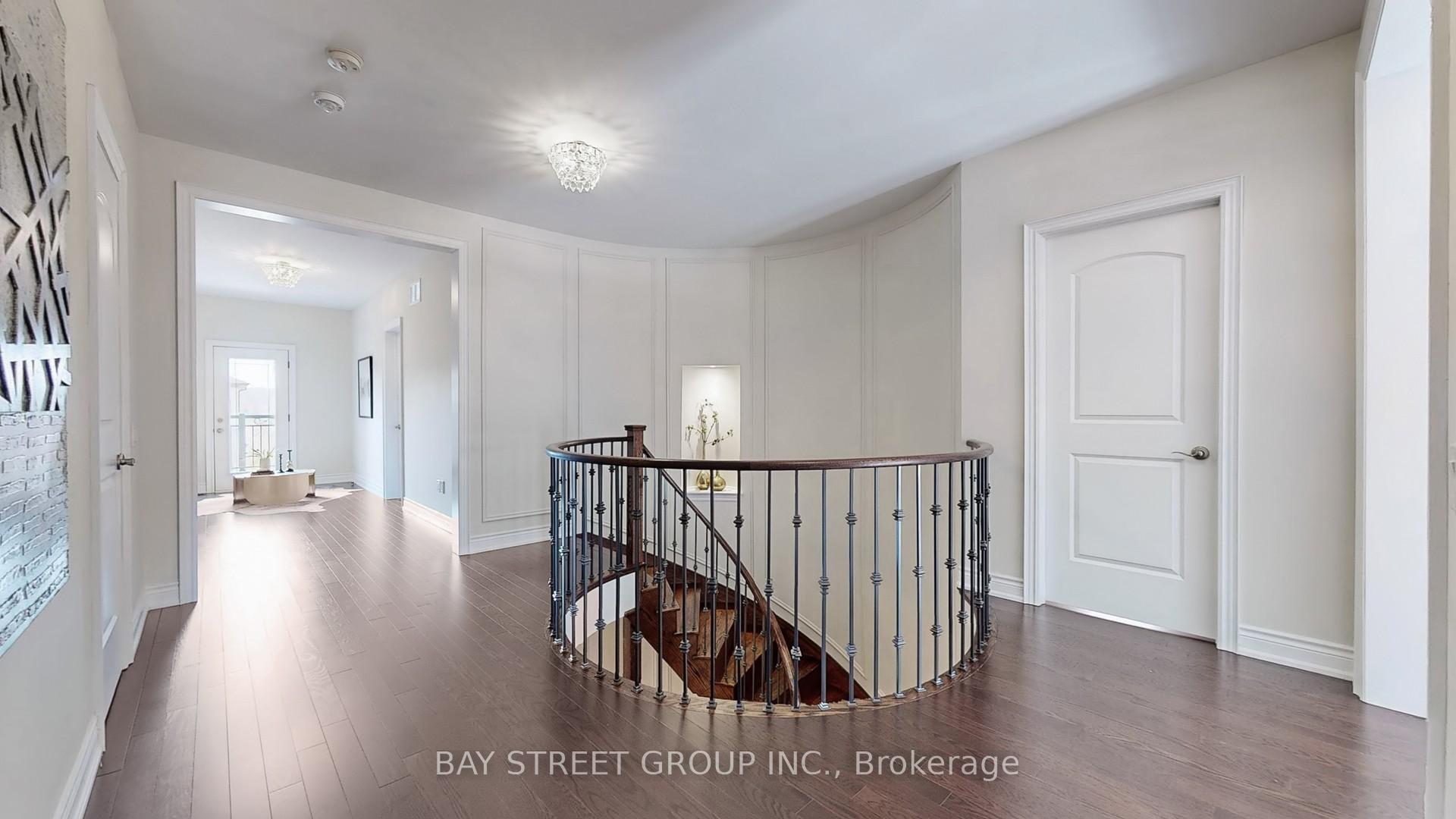 Photo 22 of 48 Foley Crescent, Vaughan, Patterson — HOMEH