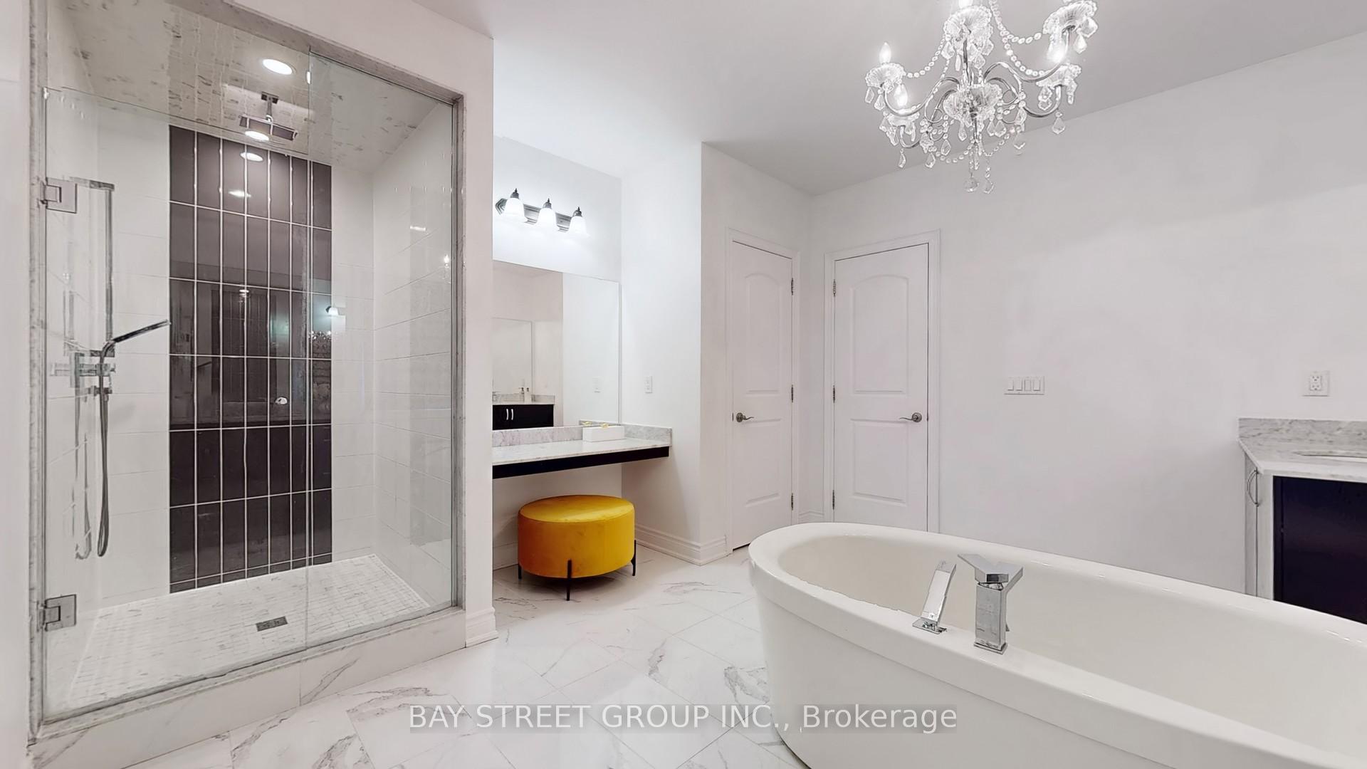 Photo 30 of 48 Foley Crescent, Vaughan, Patterson — HOMEH
