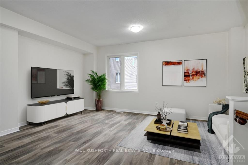 Photo 4 of 413 SADAR Private, Ottawa, Barrhaven - Cedargrove/Fraserdale — HOMEH