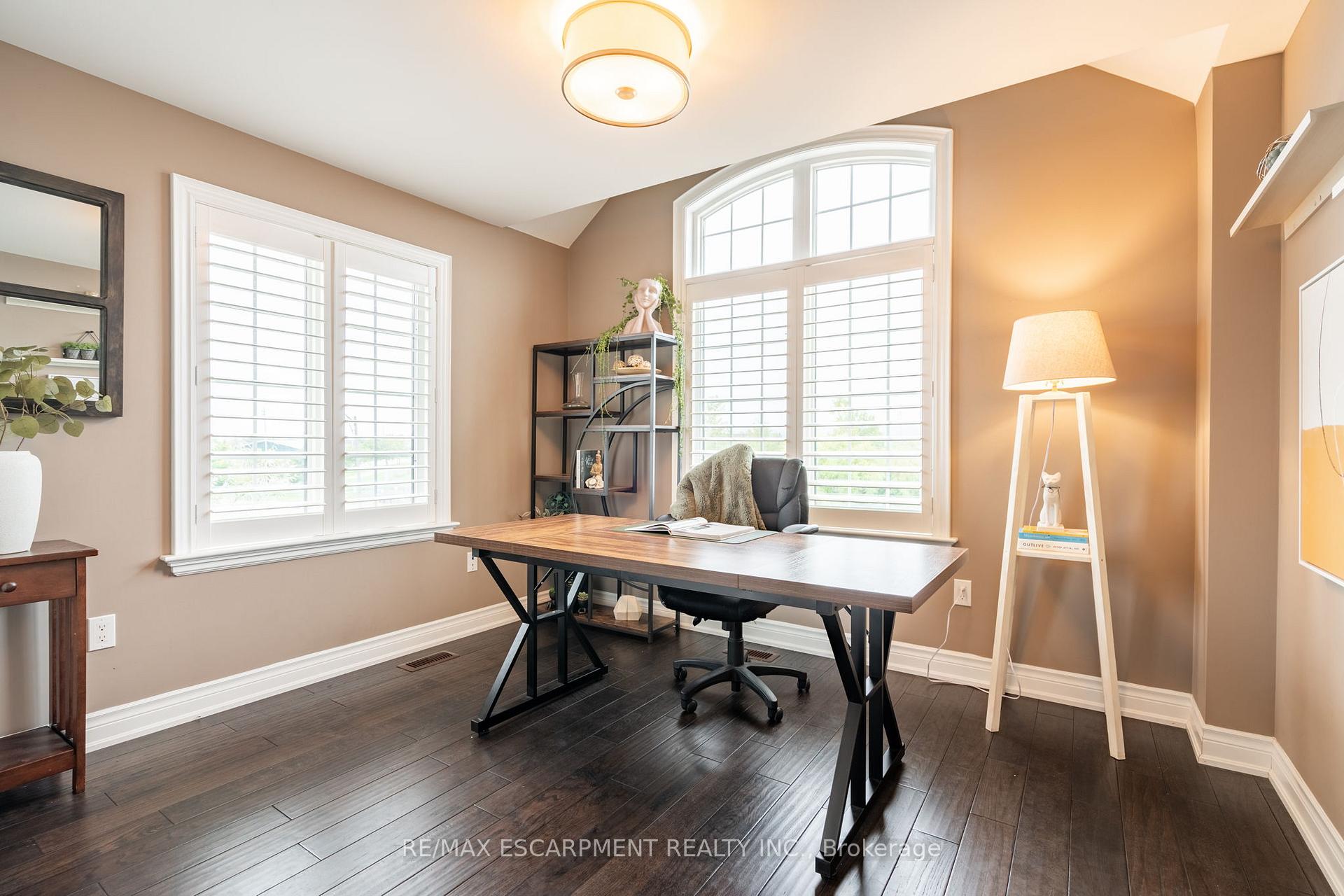 Photo 21 of 4610 Cornerstone Drive, Burlington, Alton — HOMEH