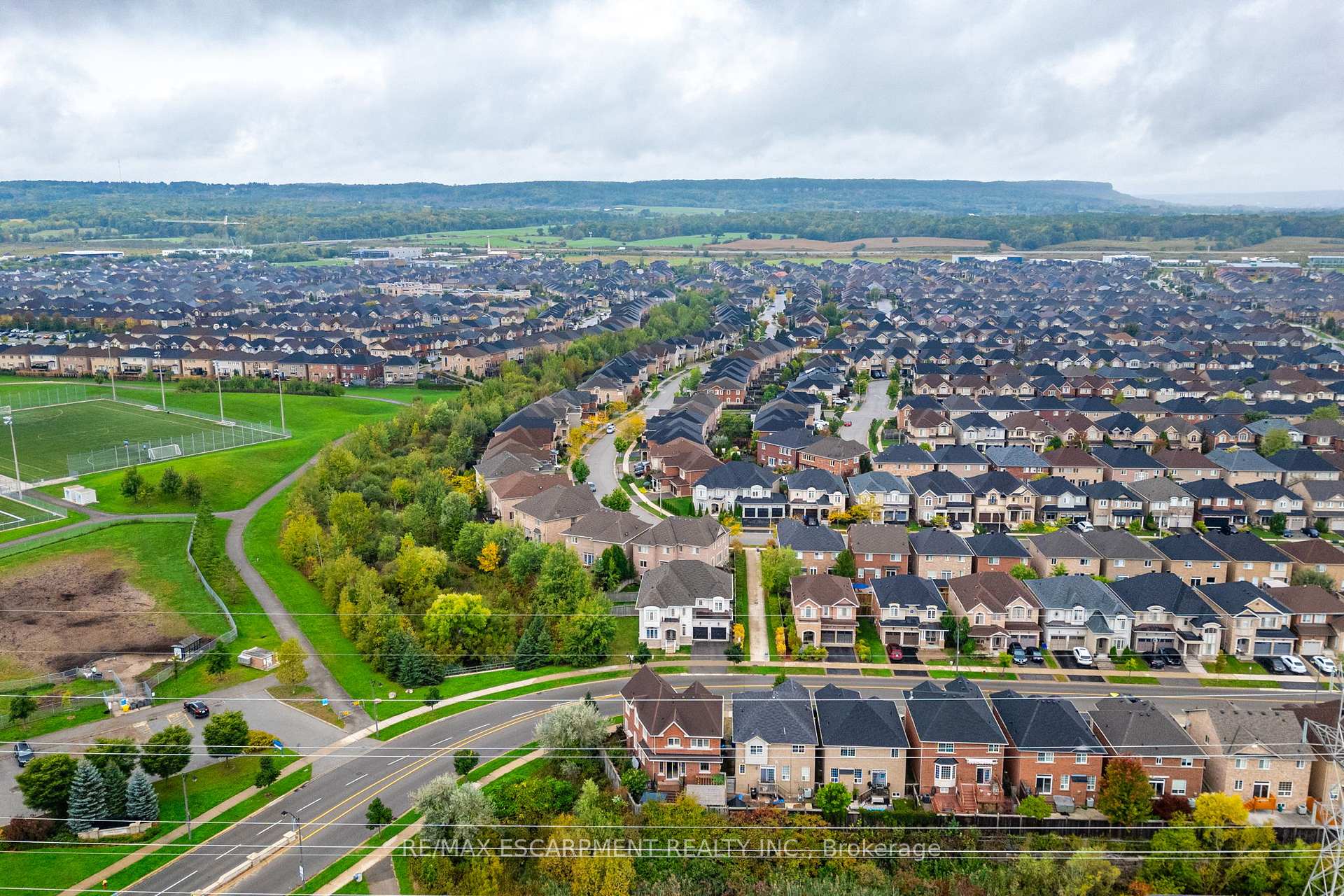 Photo 38 of 4610 Cornerstone Drive, Burlington, Alton — HOMEH