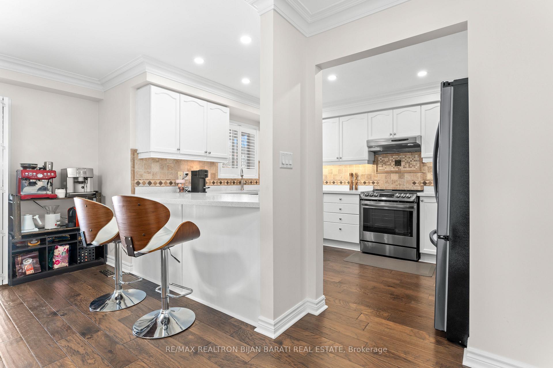 Photo 11 of 18 Monteith Crescent, Vaughan, Maple — HOMEH