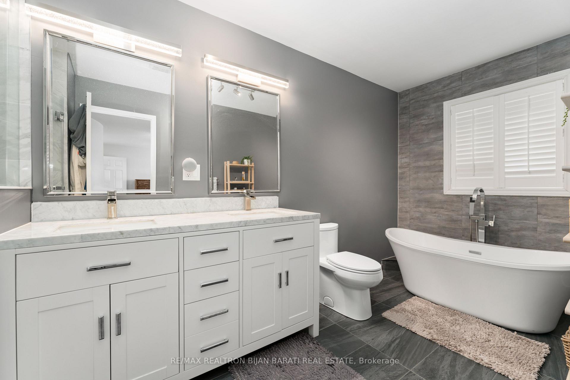 Photo 24 of 18 Monteith Crescent, Vaughan, Maple — HOMEH