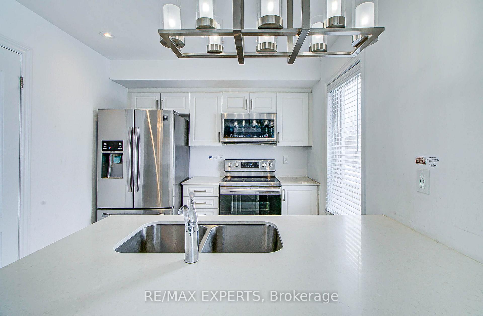 Photo 11 of 8 Brown Bear Street NW, Barrie, Rural Barrie Southwest — HOMEH