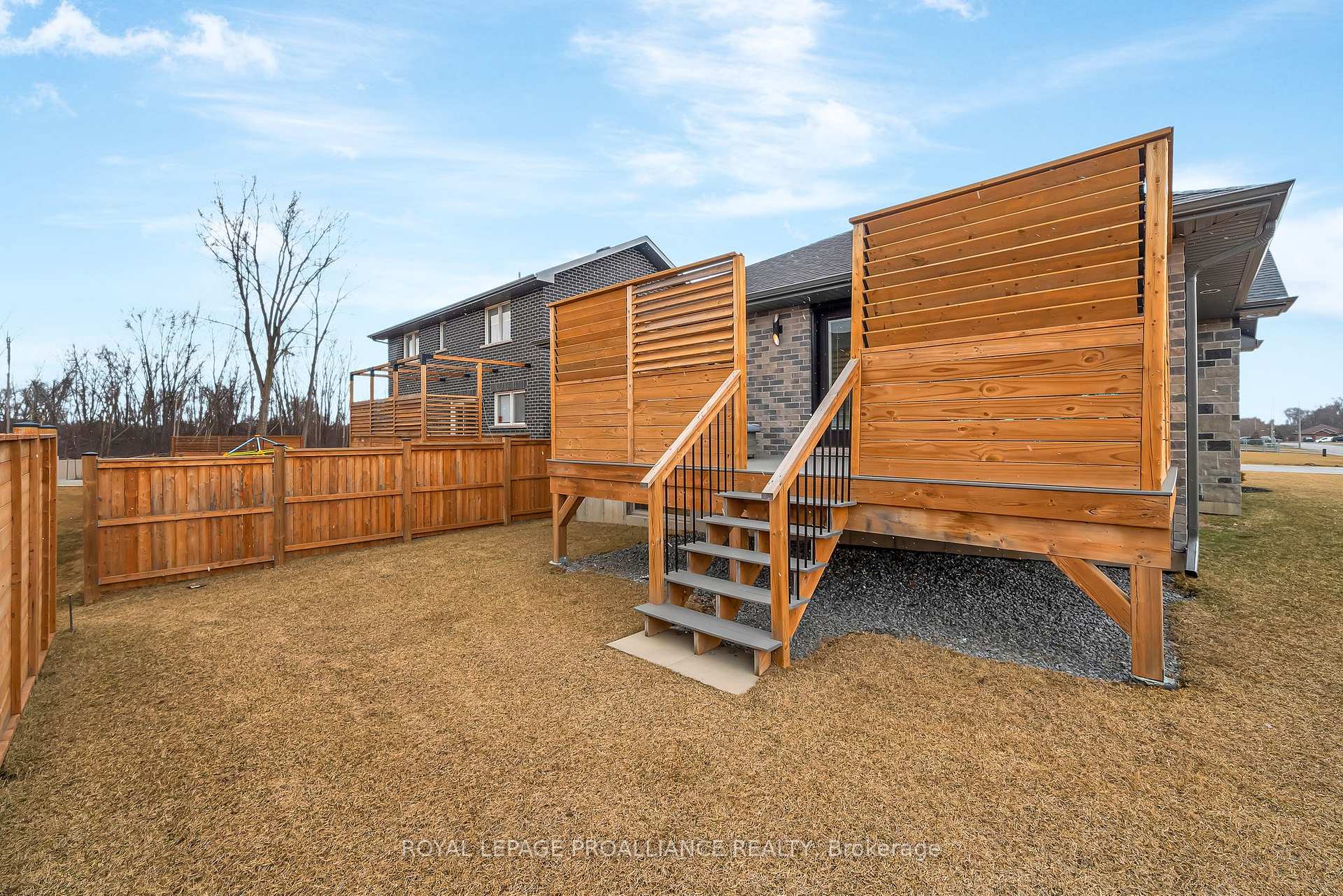 Photo 35 of 16 Perth Court, Belleville, Belleville Ward — HOMEH