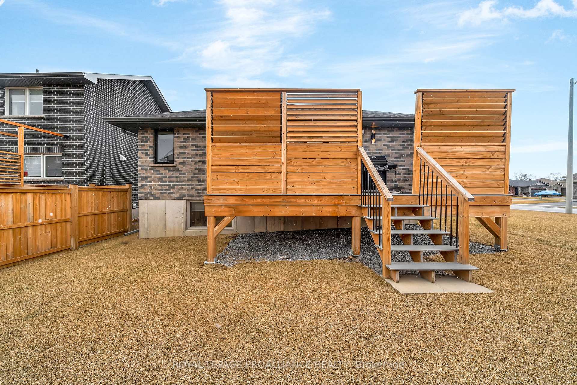 Photo 36 of 16 Perth Court, Belleville, Belleville Ward — HOMEH