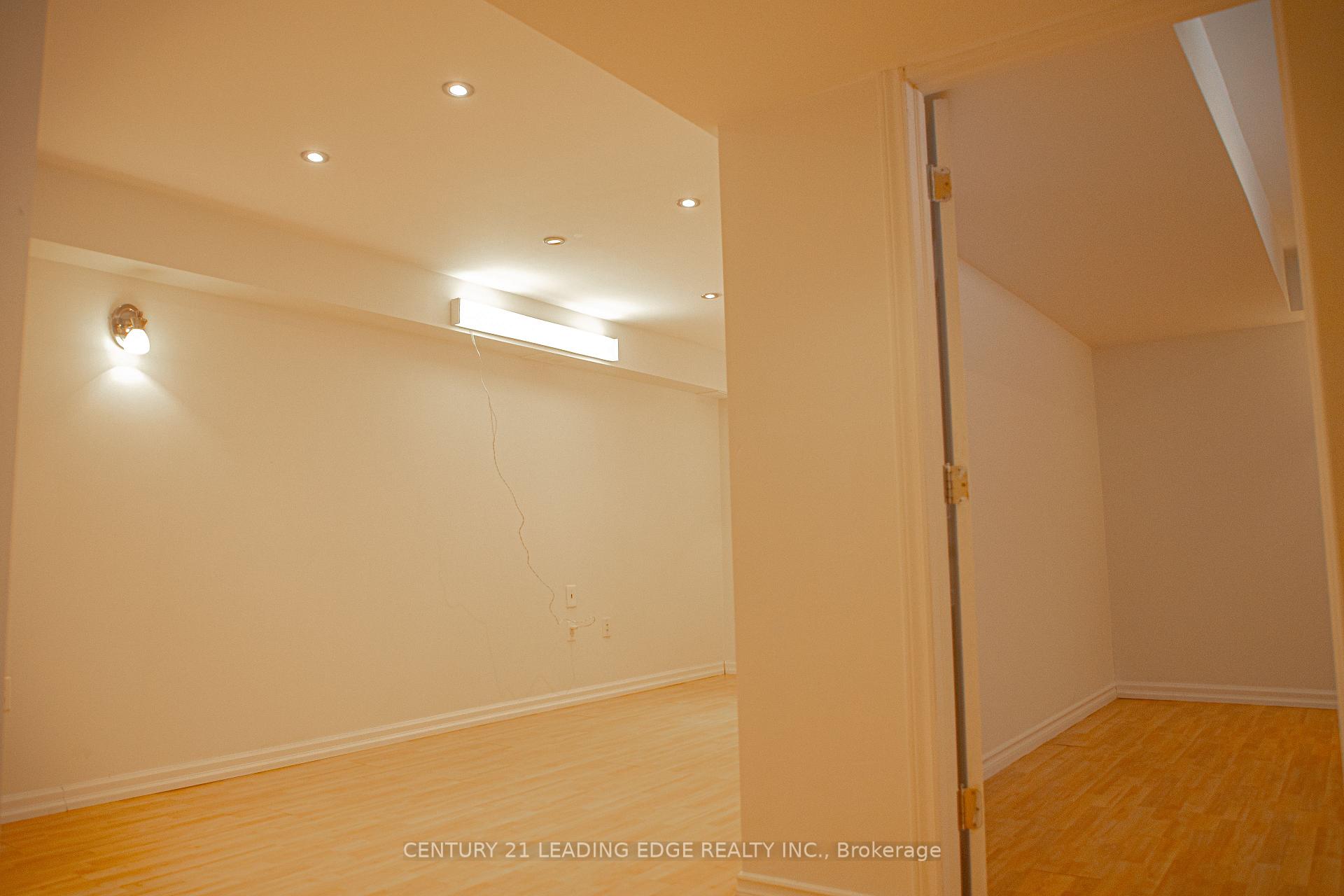 Photo 25 of 20 Del Francesco Way, Vaughan, Vellore Village — HOMEH