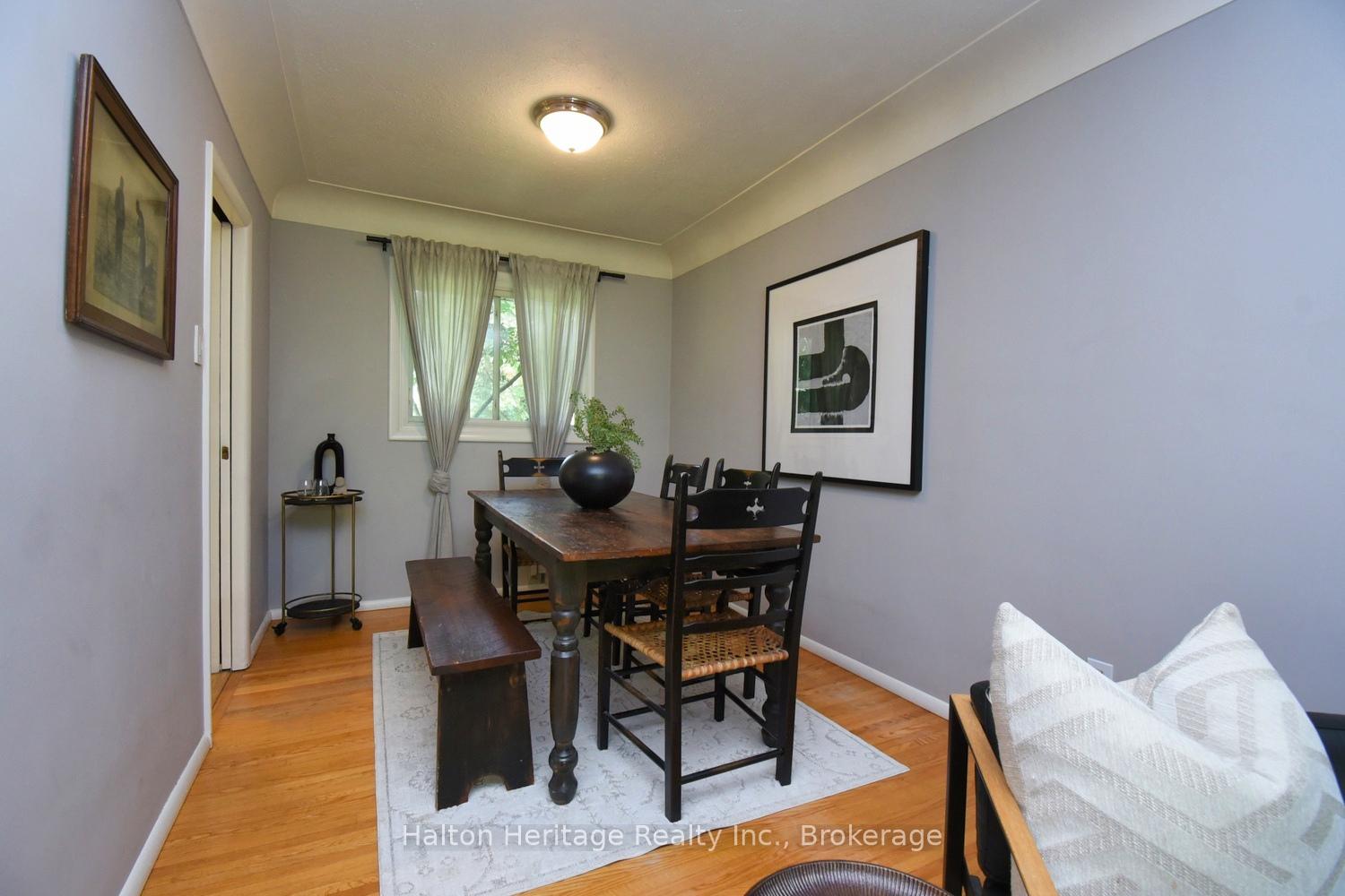 Photo 13 of 454 Evergreen Avenue, Hamilton, Ancaster — HOMEH