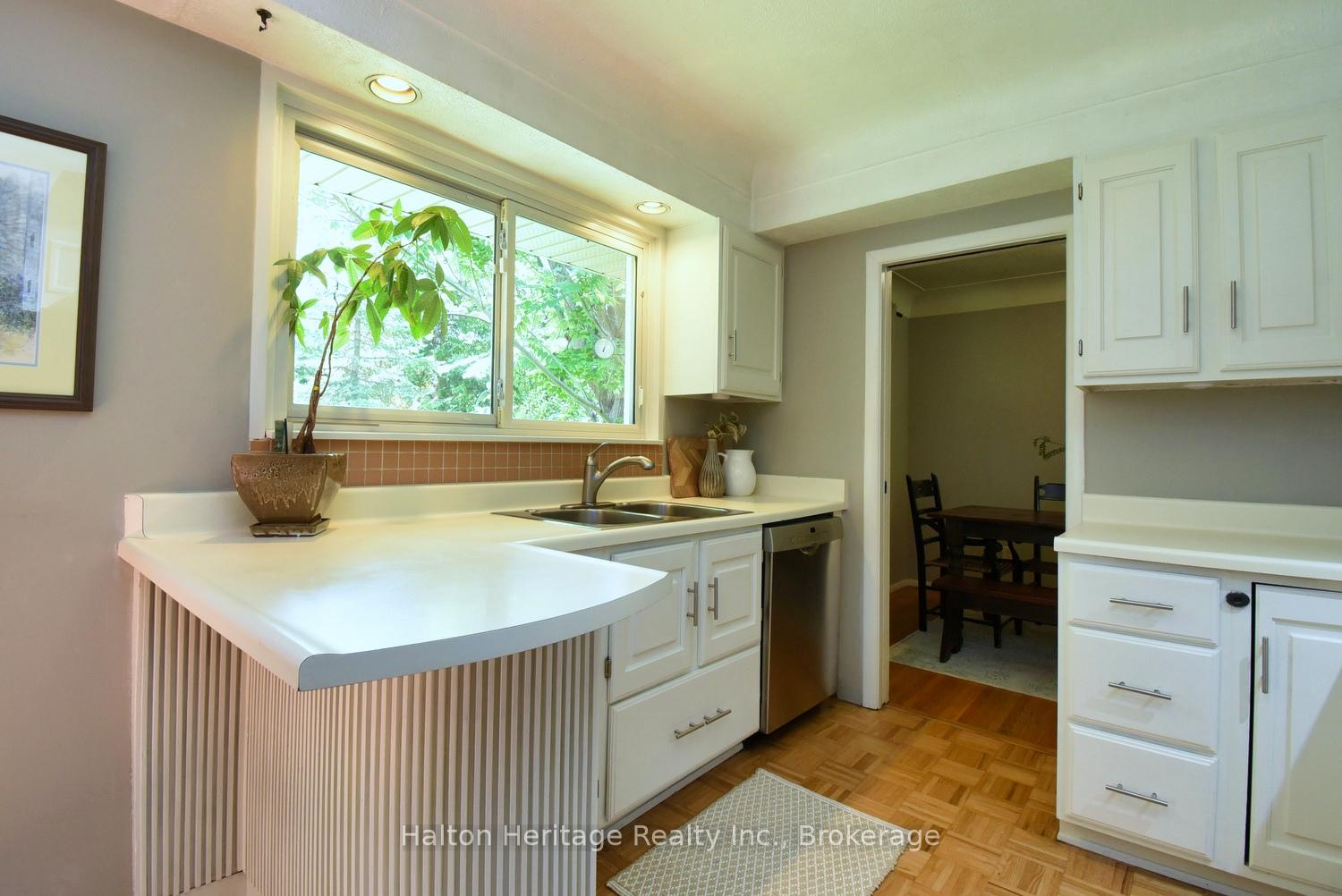 Photo 18 of 454 Evergreen Avenue, Hamilton, Ancaster — HOMEH