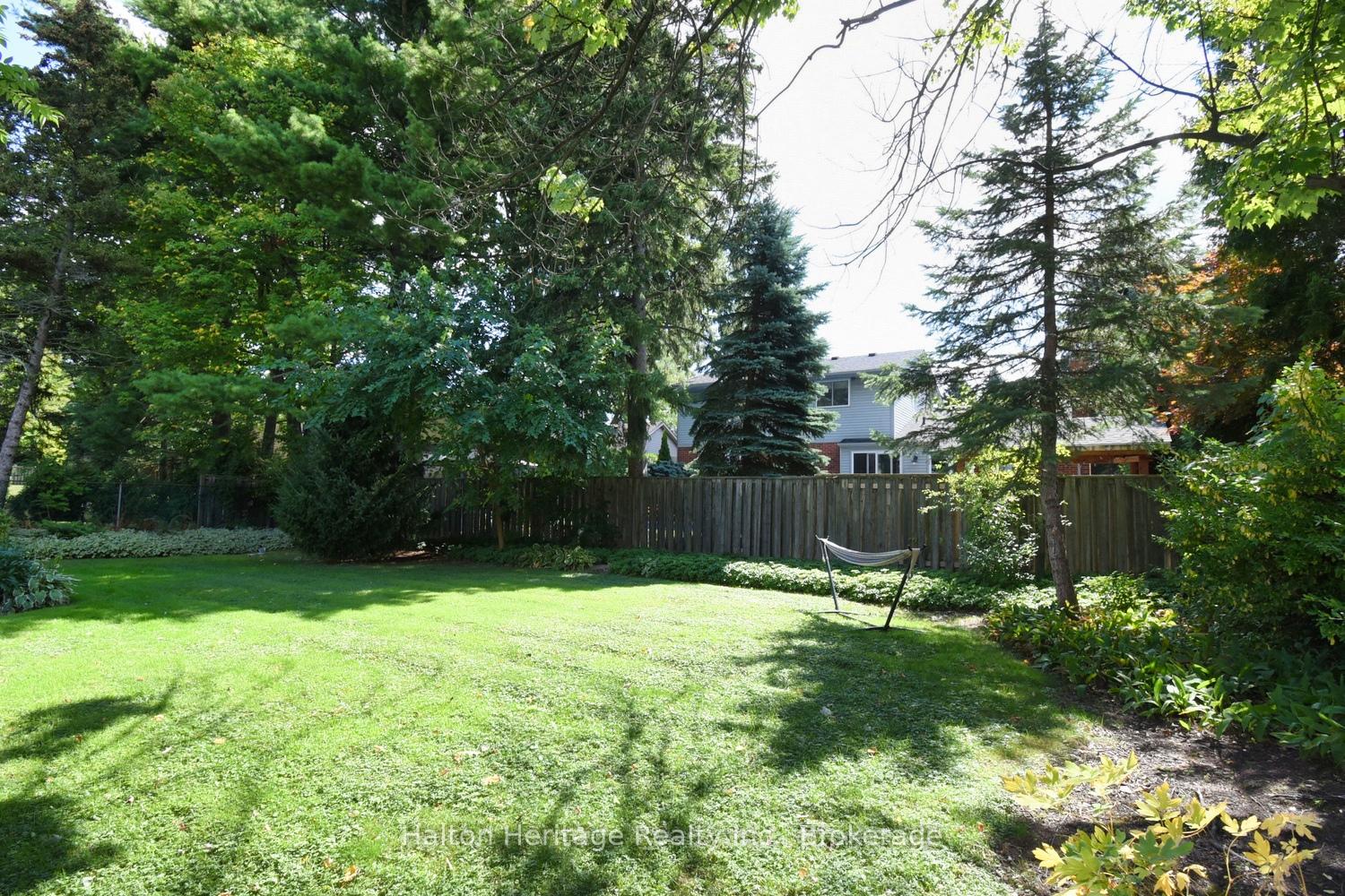 Photo 40 of 454 Evergreen Avenue, Hamilton, Ancaster — HOMEH