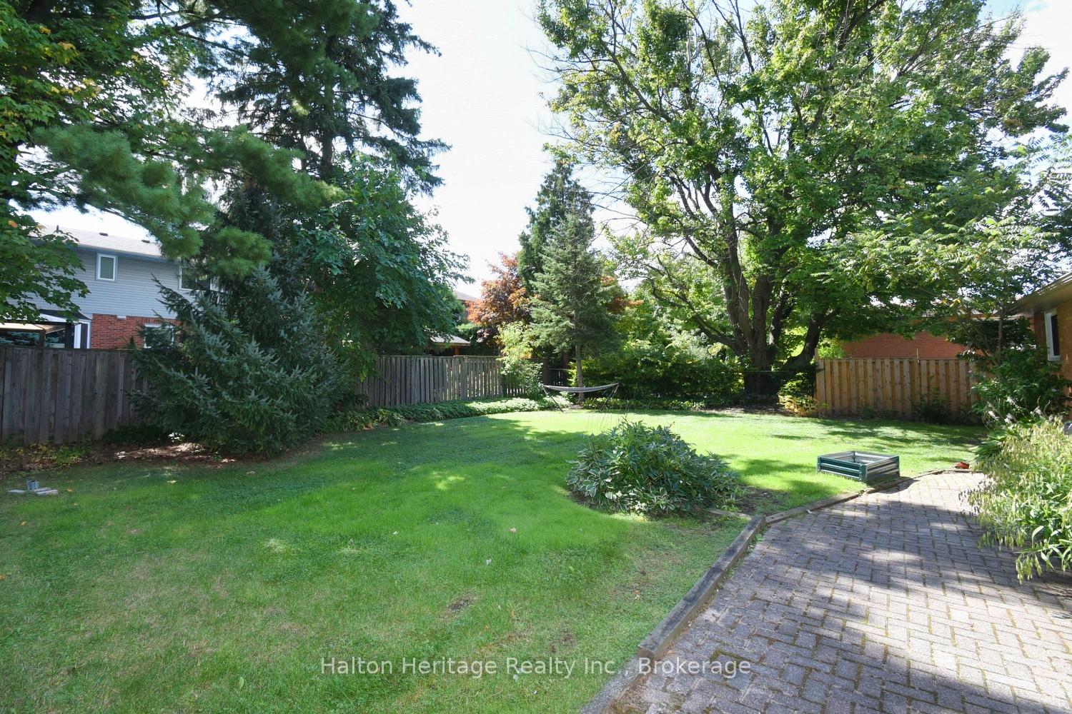 Photo 42 of 454 Evergreen Avenue, Hamilton, Ancaster — HOMEH