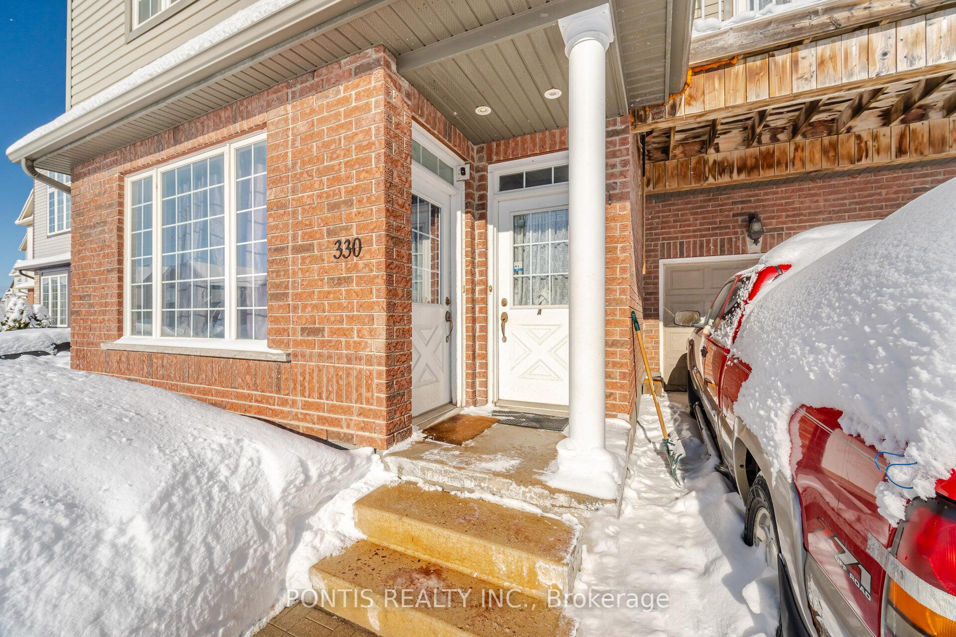 Photo 5 of 330 Edgehill Drive, Barrie, Sandy Hollow — HOMEH