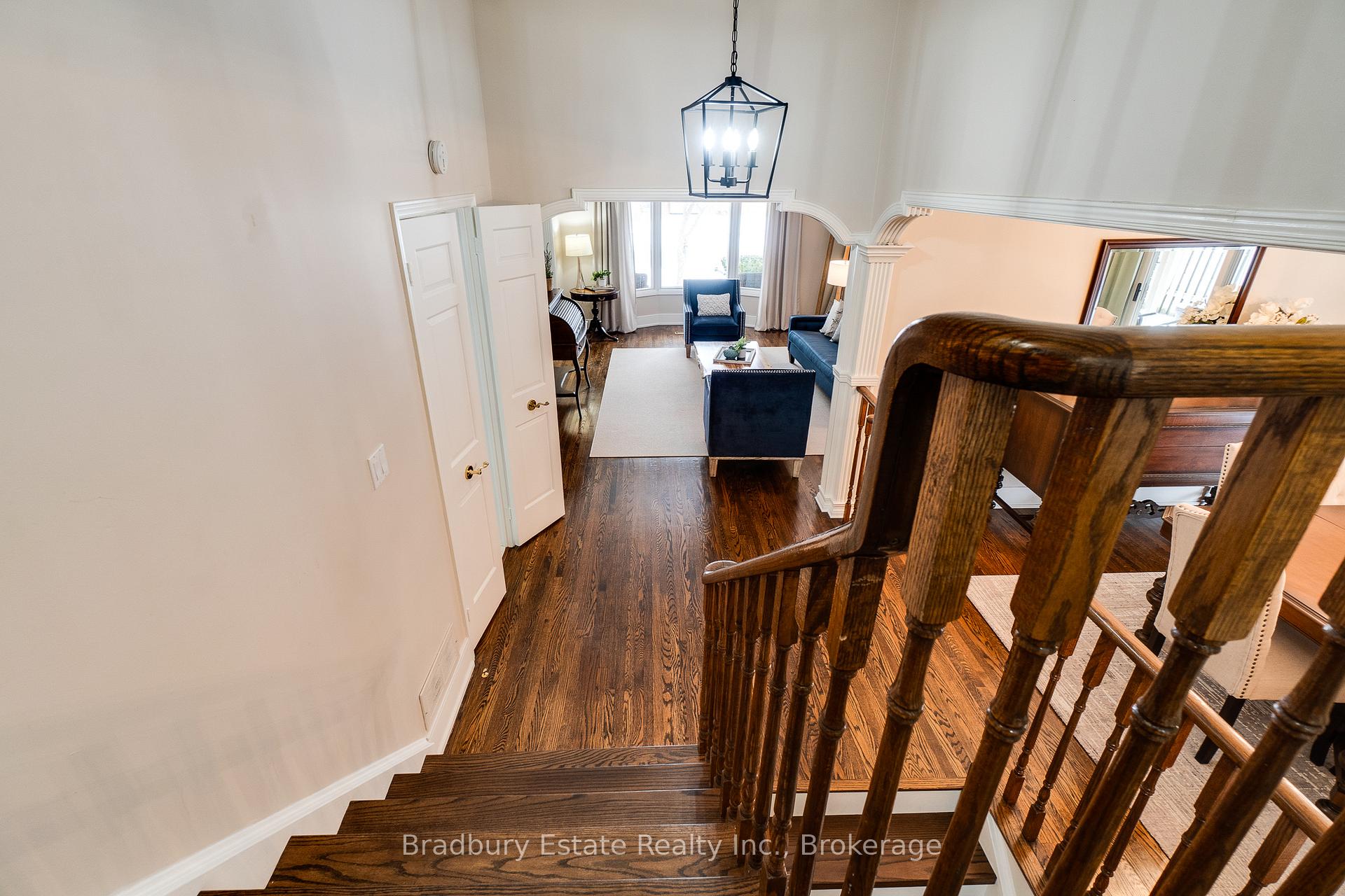 Photo 16 of 2232 Ireland Drive, Burlington, Mountainside — HOMEH