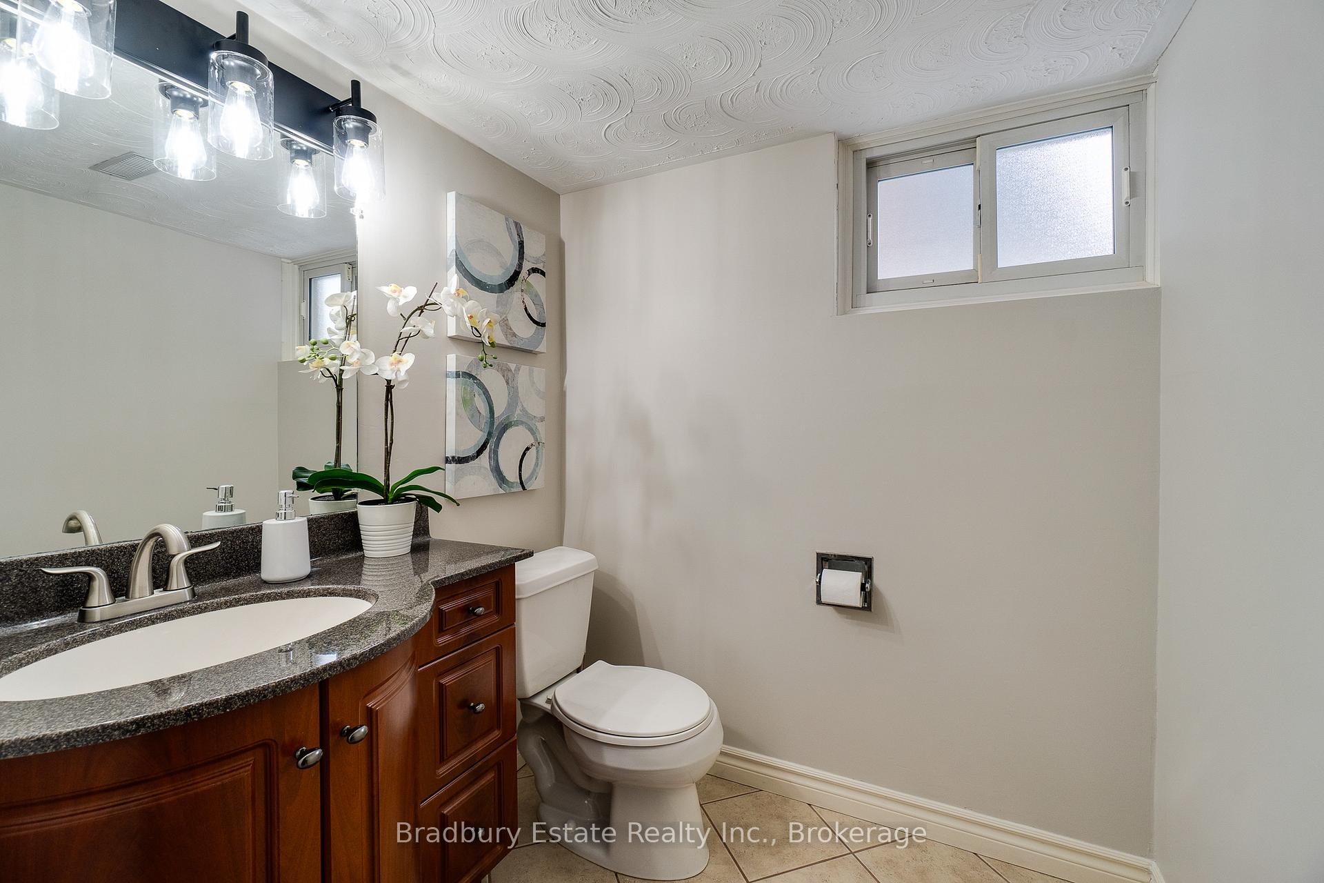 Photo 25 of 2232 Ireland Drive, Burlington, Mountainside — HOMEH