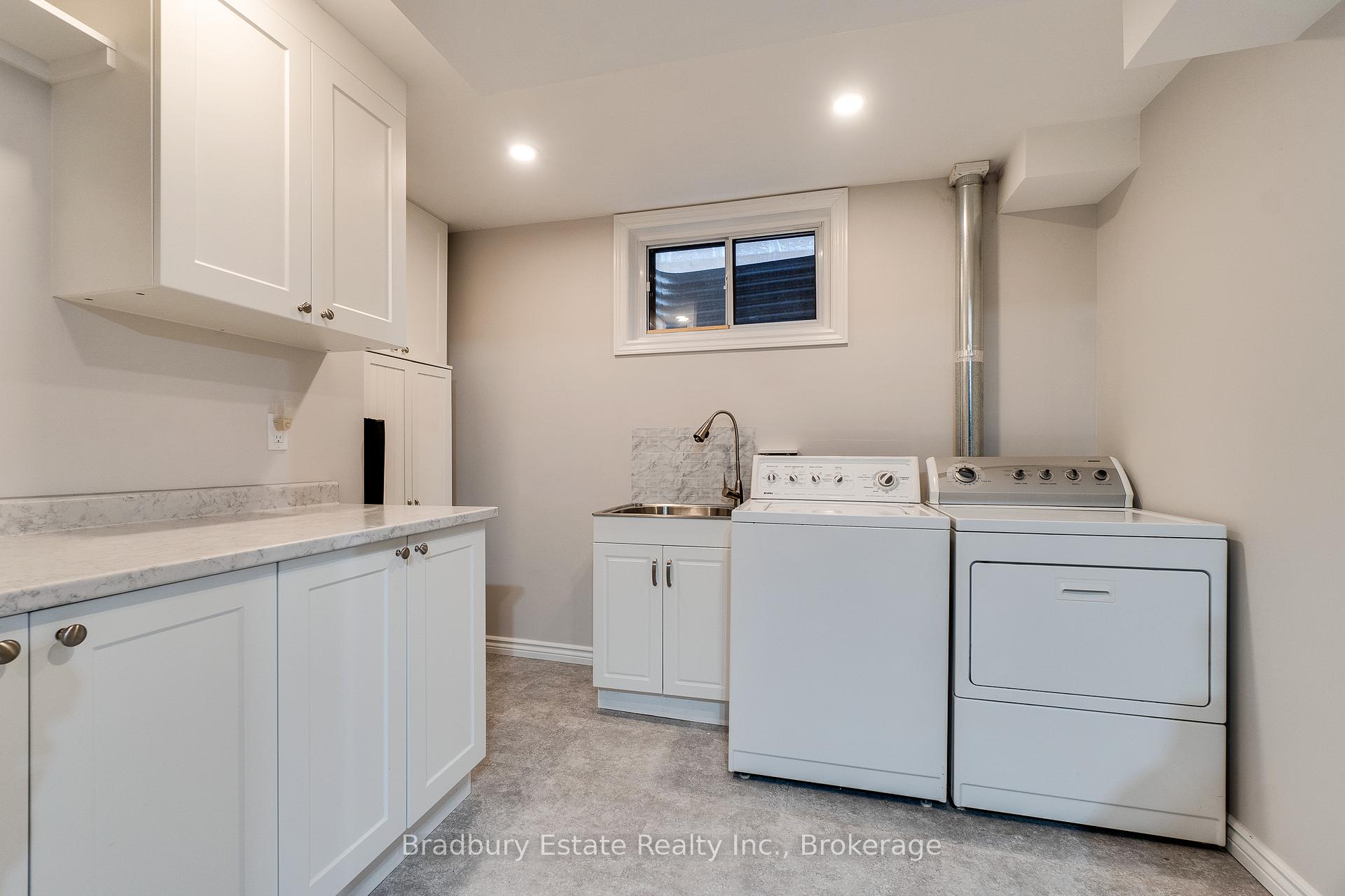 Photo 29 of 2232 Ireland Drive, Burlington, Mountainside — HOMEH