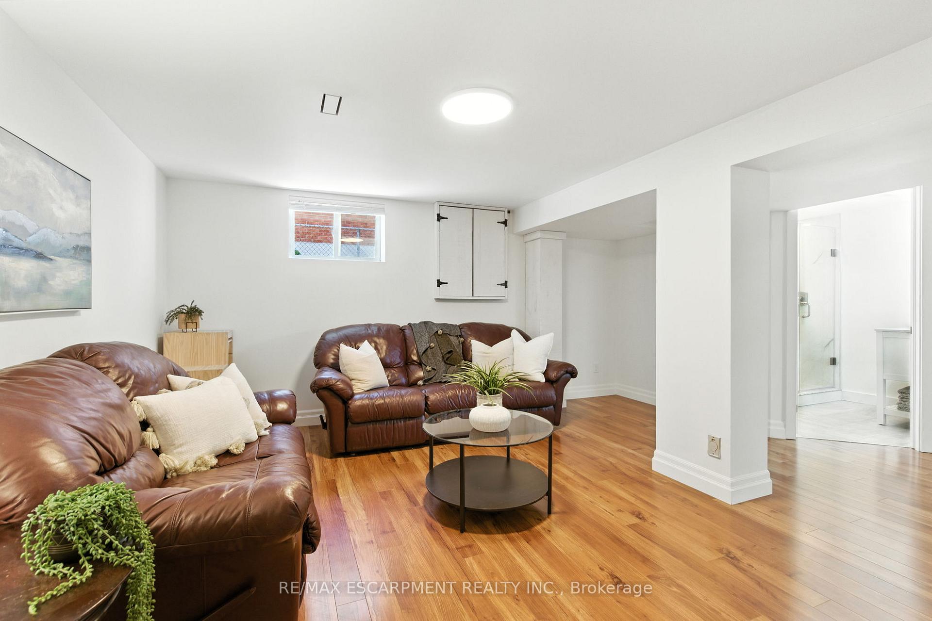 Photo 27 of 139 Toby Crescent, Hamilton, Huntington — HOMEH