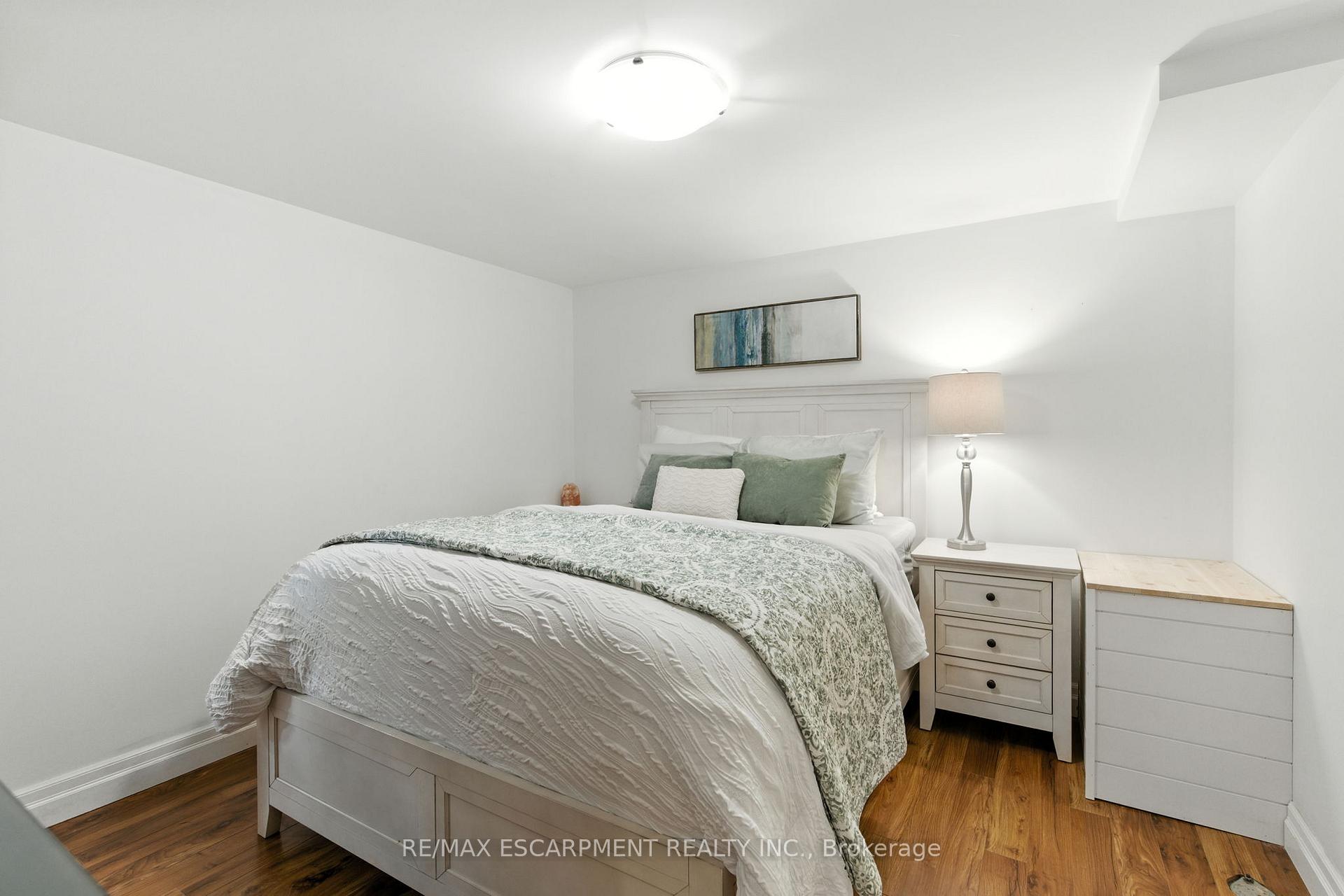 Photo 29 of 139 Toby Crescent, Hamilton, Huntington — HOMEH