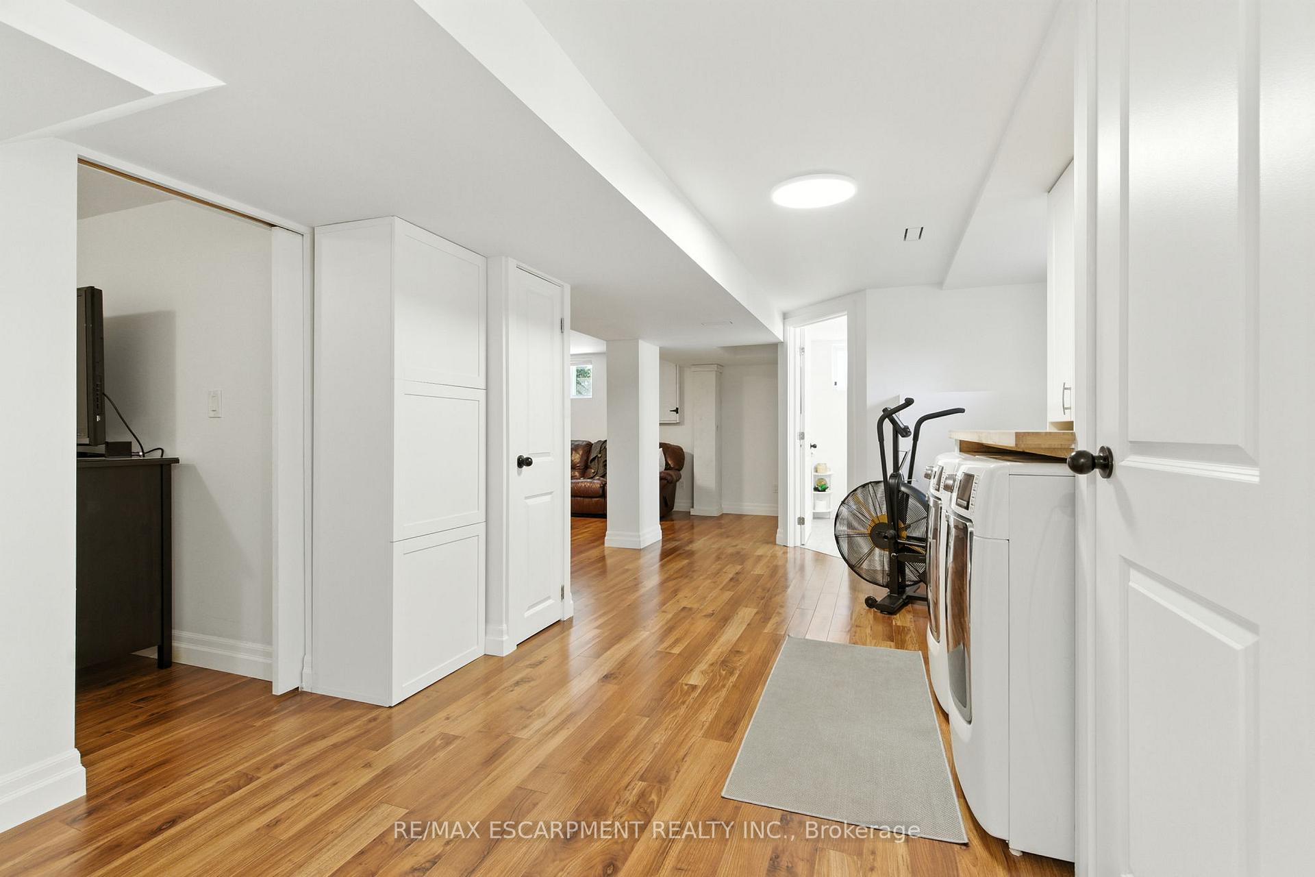 Photo 33 of 139 Toby Crescent, Hamilton, Huntington — HOMEH