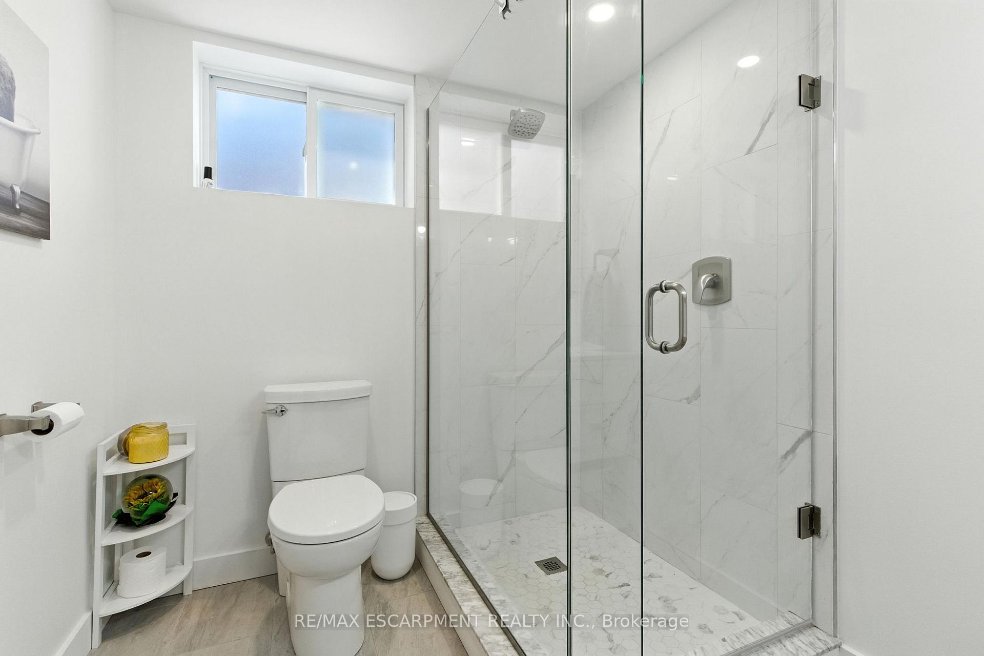 Photo 34 of 139 Toby Crescent, Hamilton, Huntington — HOMEH