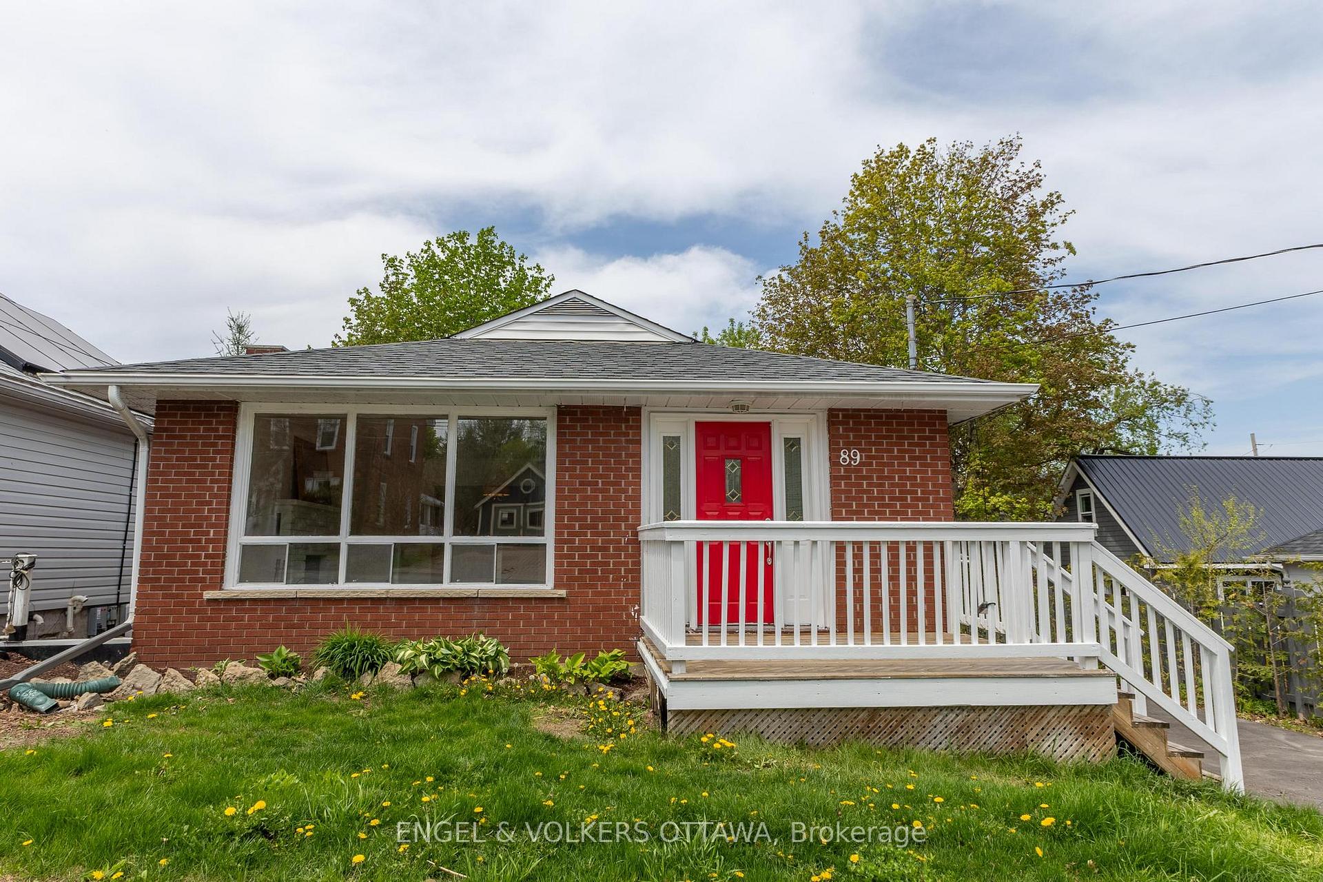 Photo 1 of 89 Munro Street, Carleton Place — HOMEH