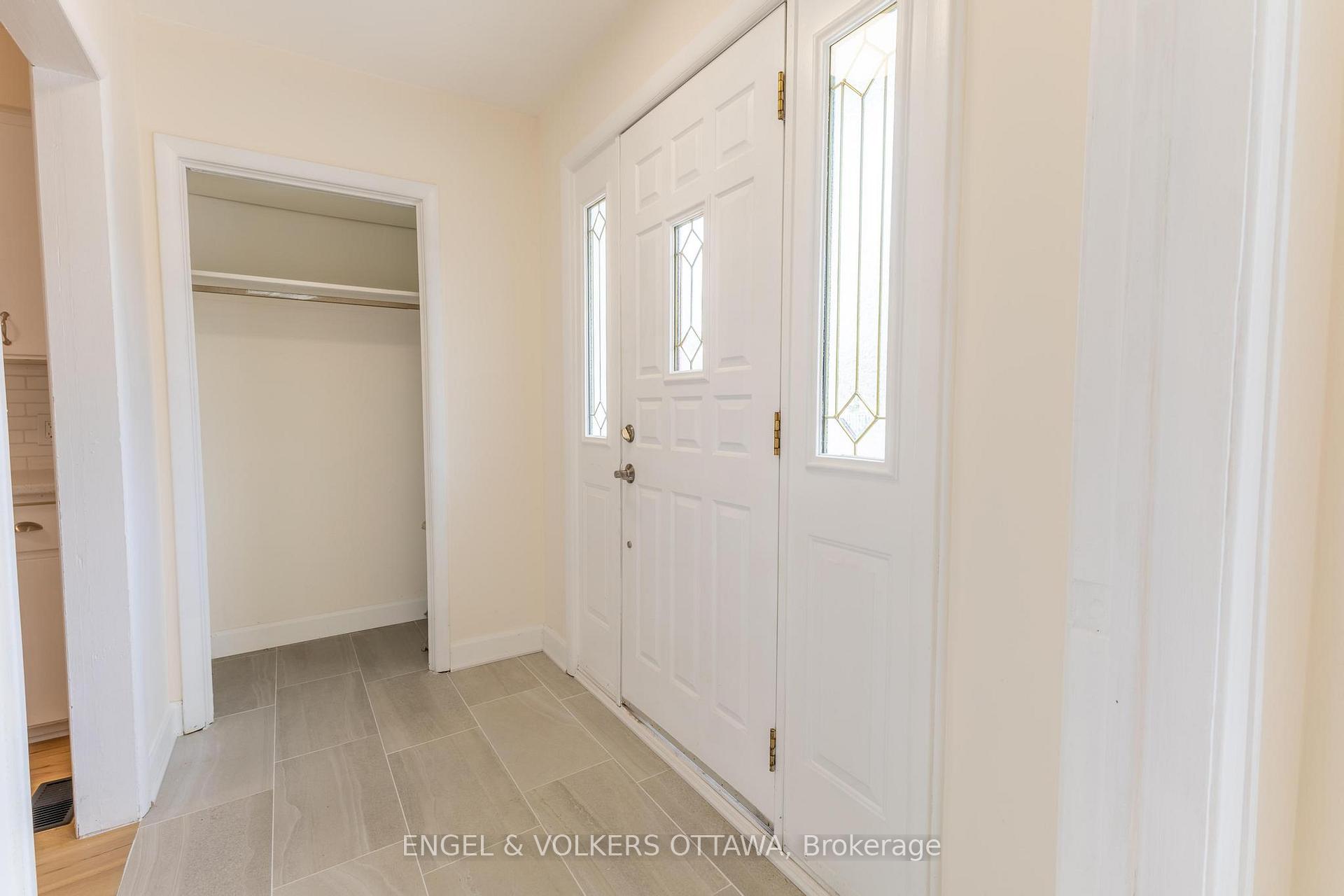 Photo 2 of 89 Munro Street, Carleton Place — HOMEH