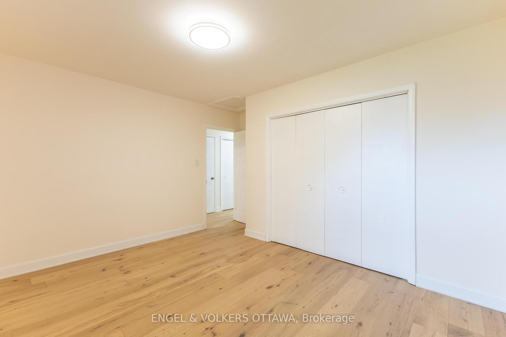 Photo 11 of 89 Munro Street, Carleton Place — HOMEH