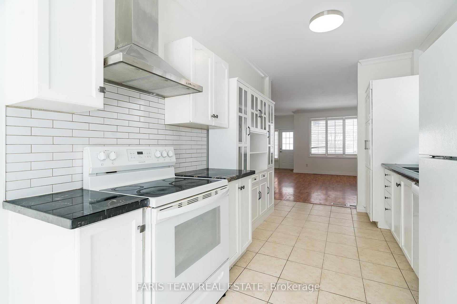 Photo 6 of 87 Tunbridge Road, Barrie, Georgian Drive — HOMEH