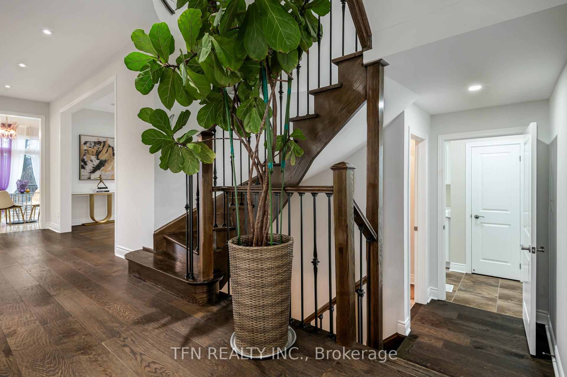 Photo 19 of 559 Valley Vista Drive, Vaughan, Patterson — HOMEH