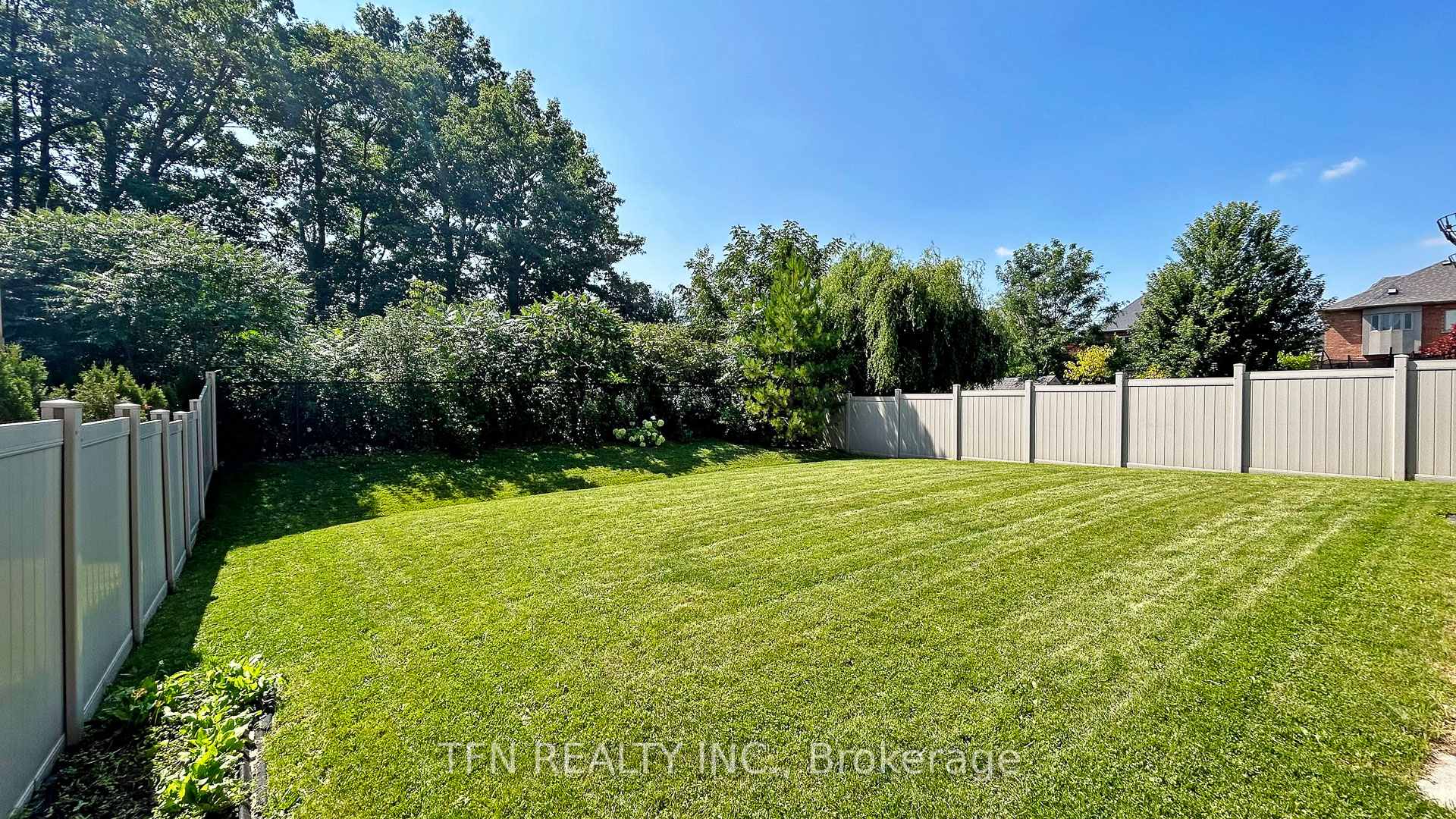 Photo 46 of 559 Valley Vista Drive, Vaughan, Patterson — HOMEH
