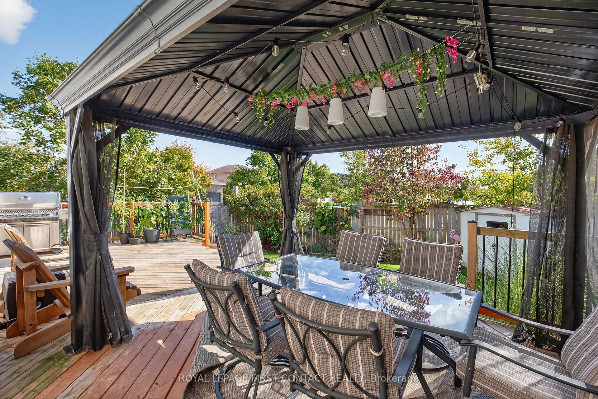 Photo 16 of 122 Northview Crescent, Barrie, Northwest — HOMEH