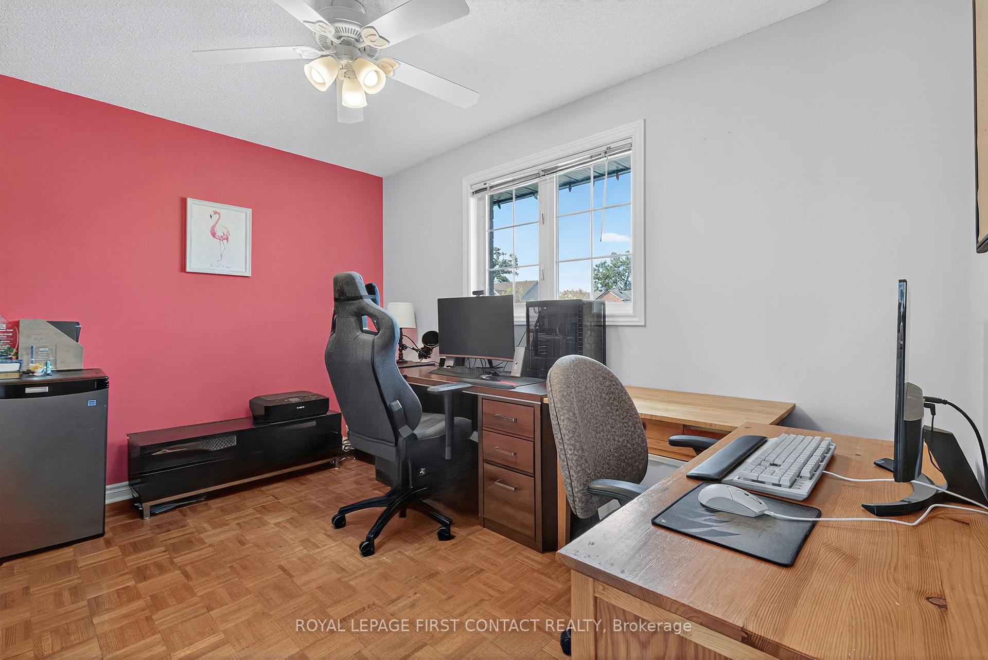 Photo 32 of 122 Northview Crescent, Barrie, Northwest — HOMEH