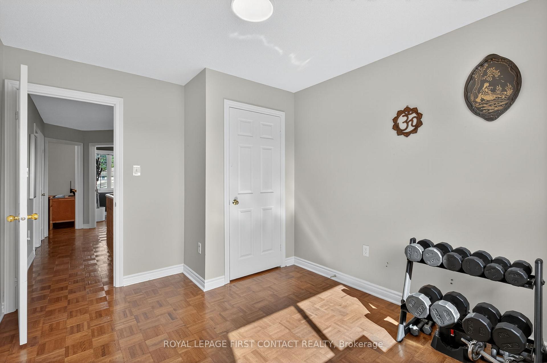Photo 25 of 122 Northview Crescent, Barrie, Northwest — HOMEH