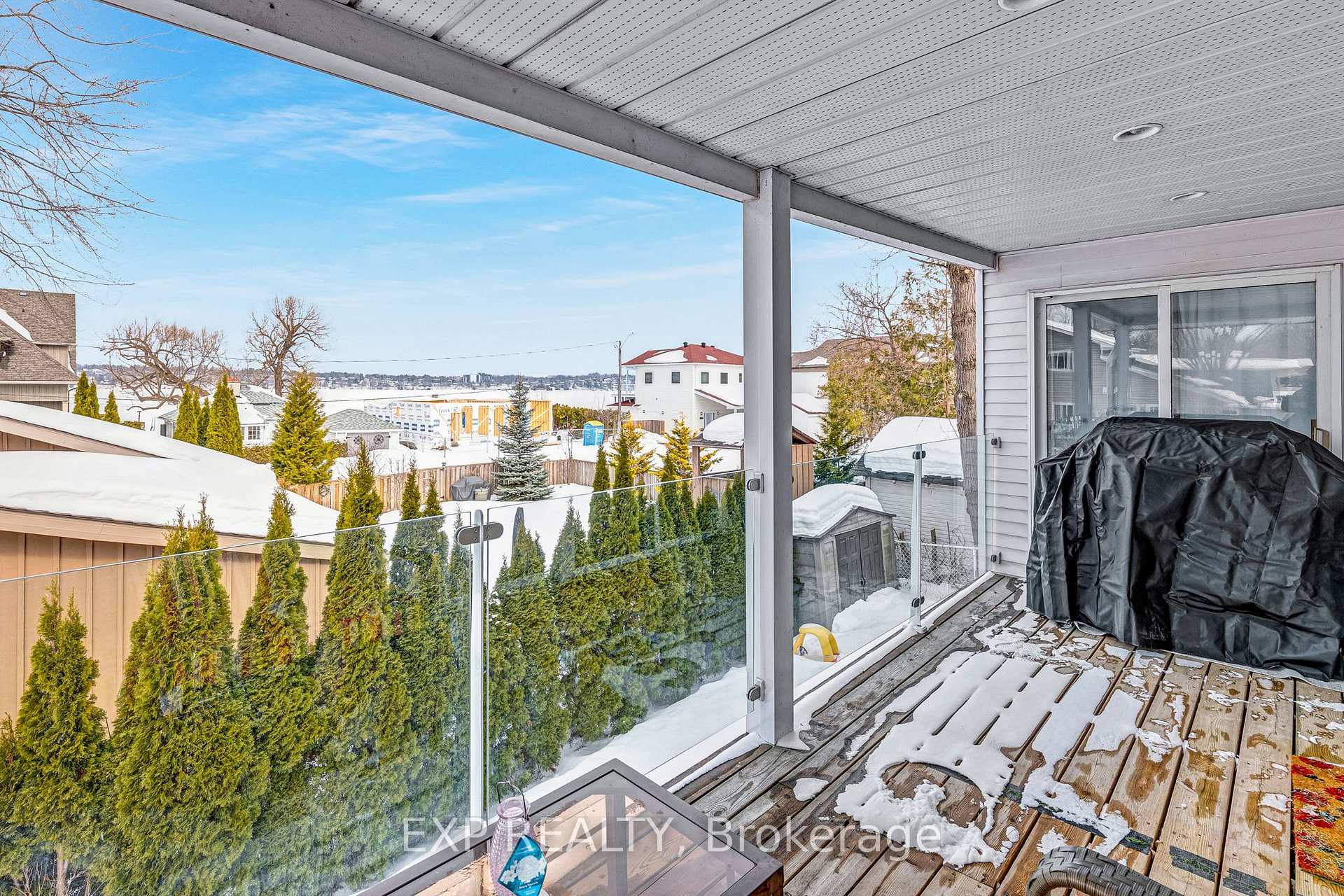 Photo 16 of 36 Brennan Avenue, Barrie, South Shore — HOMEH