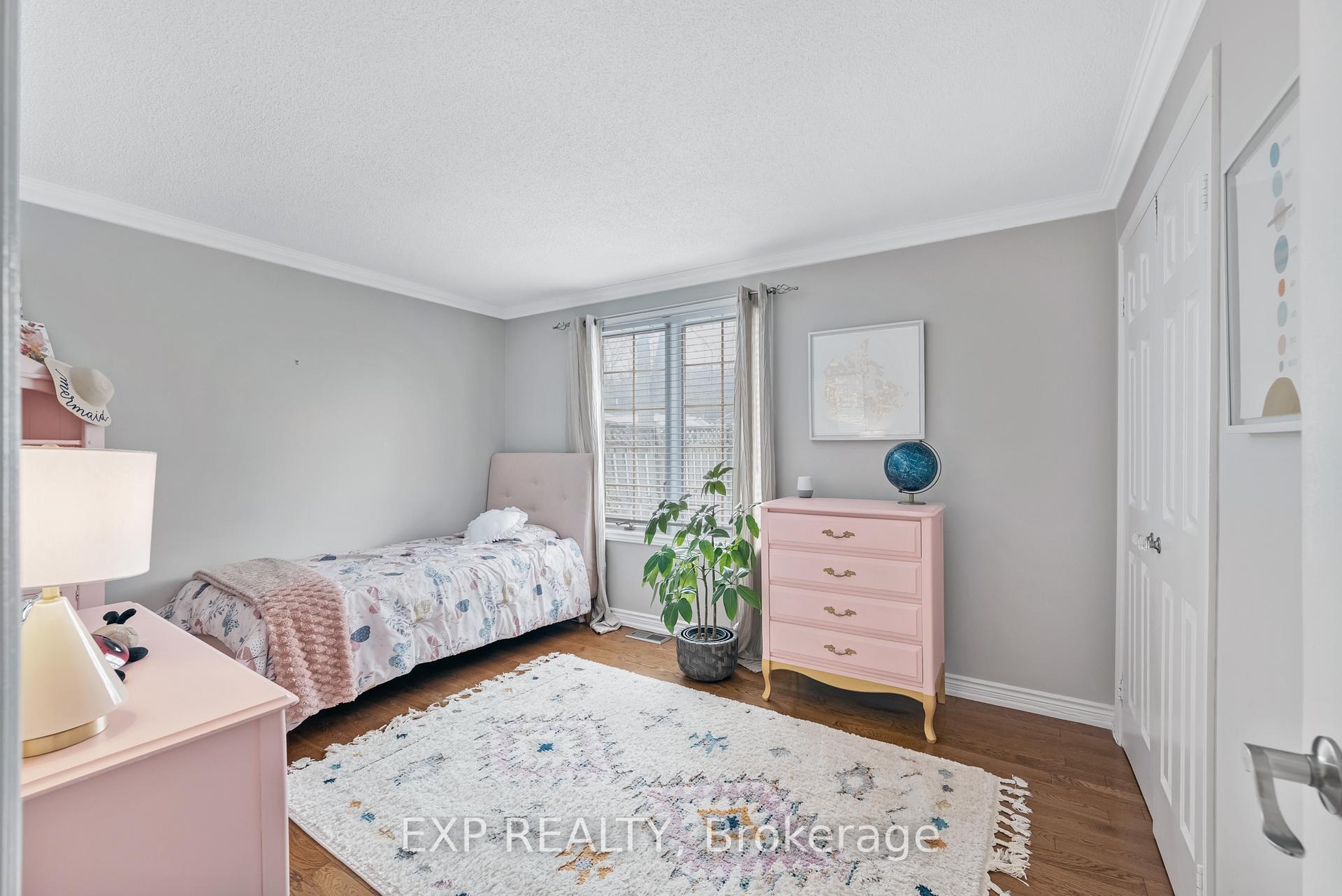 Photo 22 of 36 Brennan Avenue, Barrie, South Shore — HOMEH