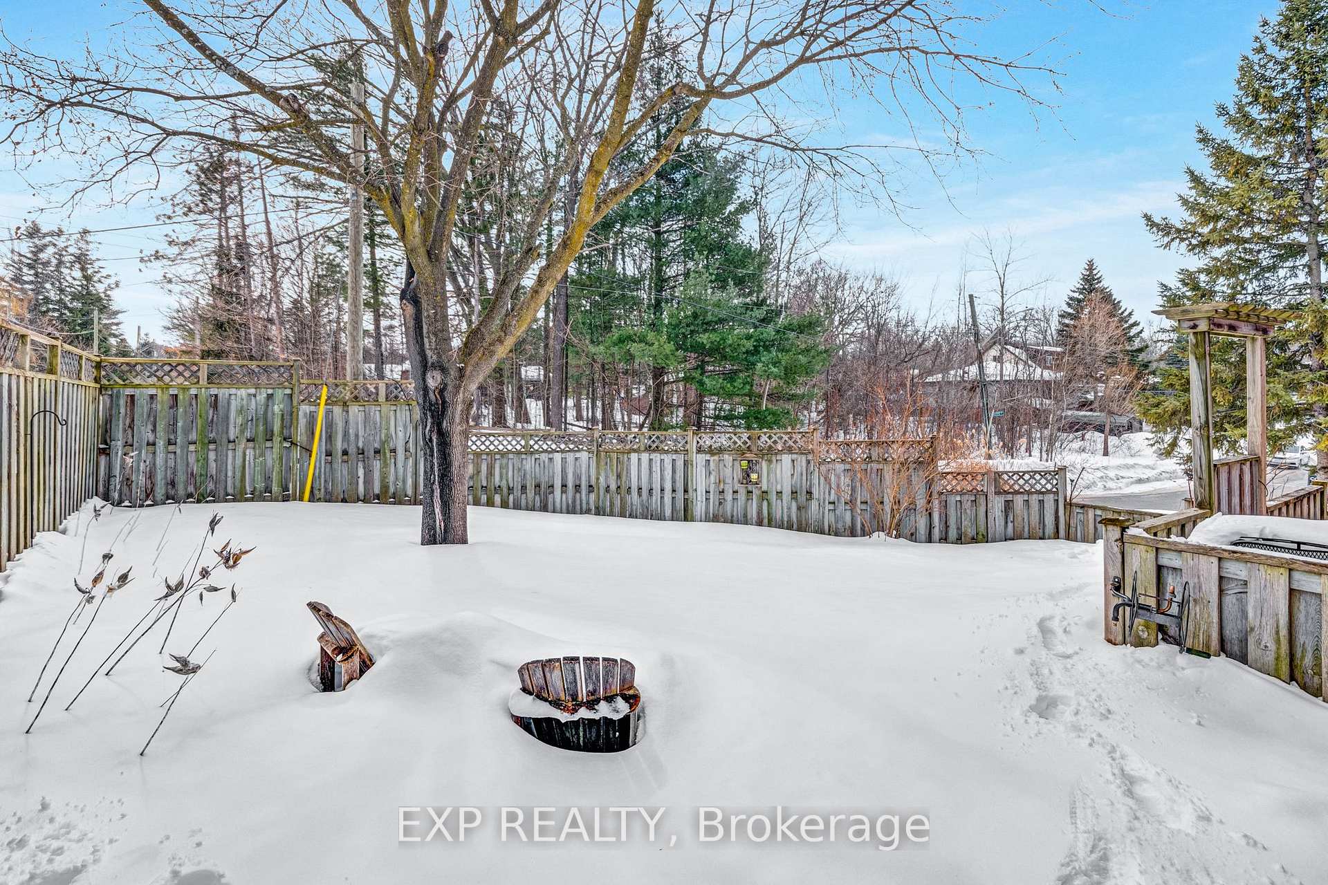 Photo 35 of 36 Brennan Avenue, Barrie, South Shore — HOMEH