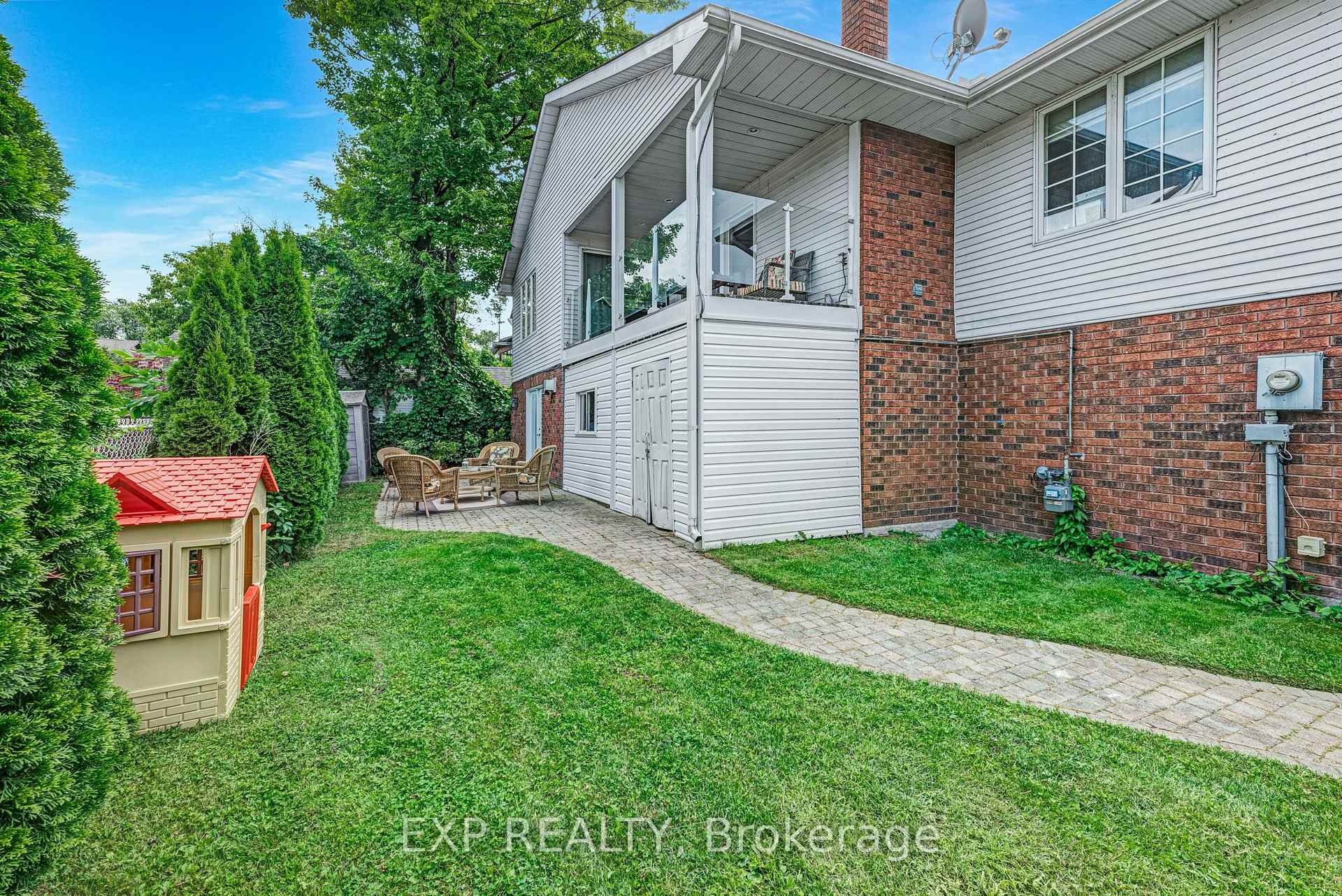 Photo 39 of 36 Brennan Avenue, Barrie, South Shore — HOMEH