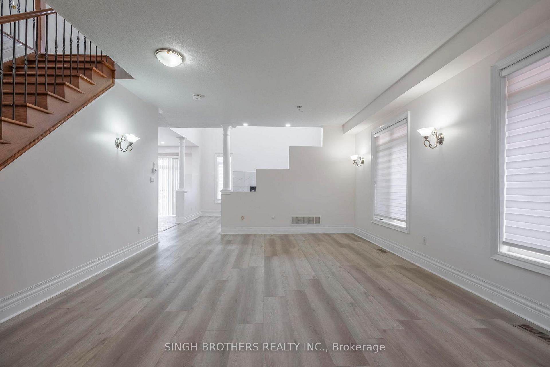 Photo 4 of Unit Upper, 78 Mainard Crescent, Brampton, Sandringham-Wellington — HOMEH