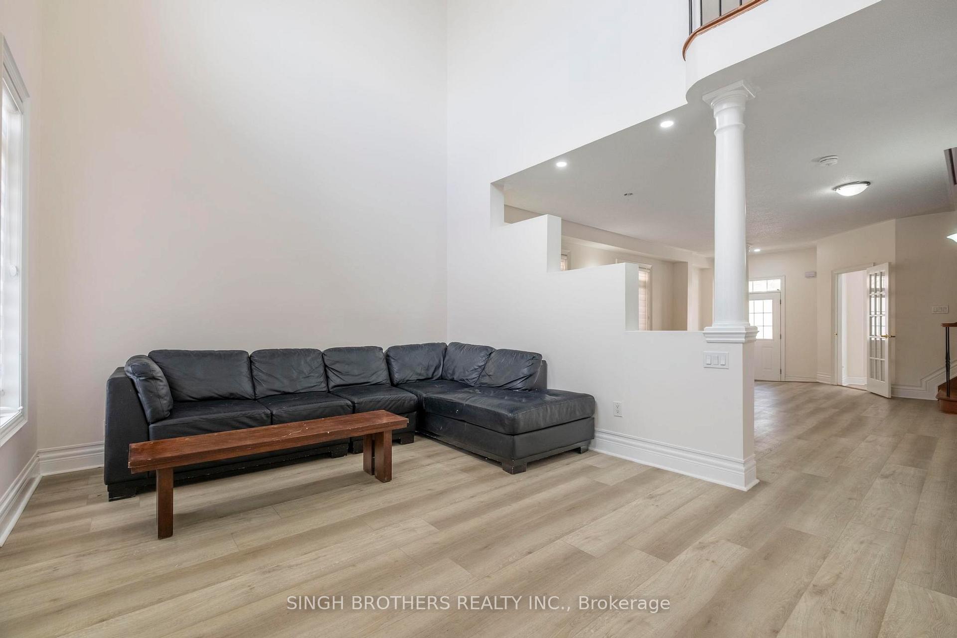 Photo 12 of Unit Upper, 78 Mainard Crescent, Brampton, Sandringham-Wellington — HOMEH