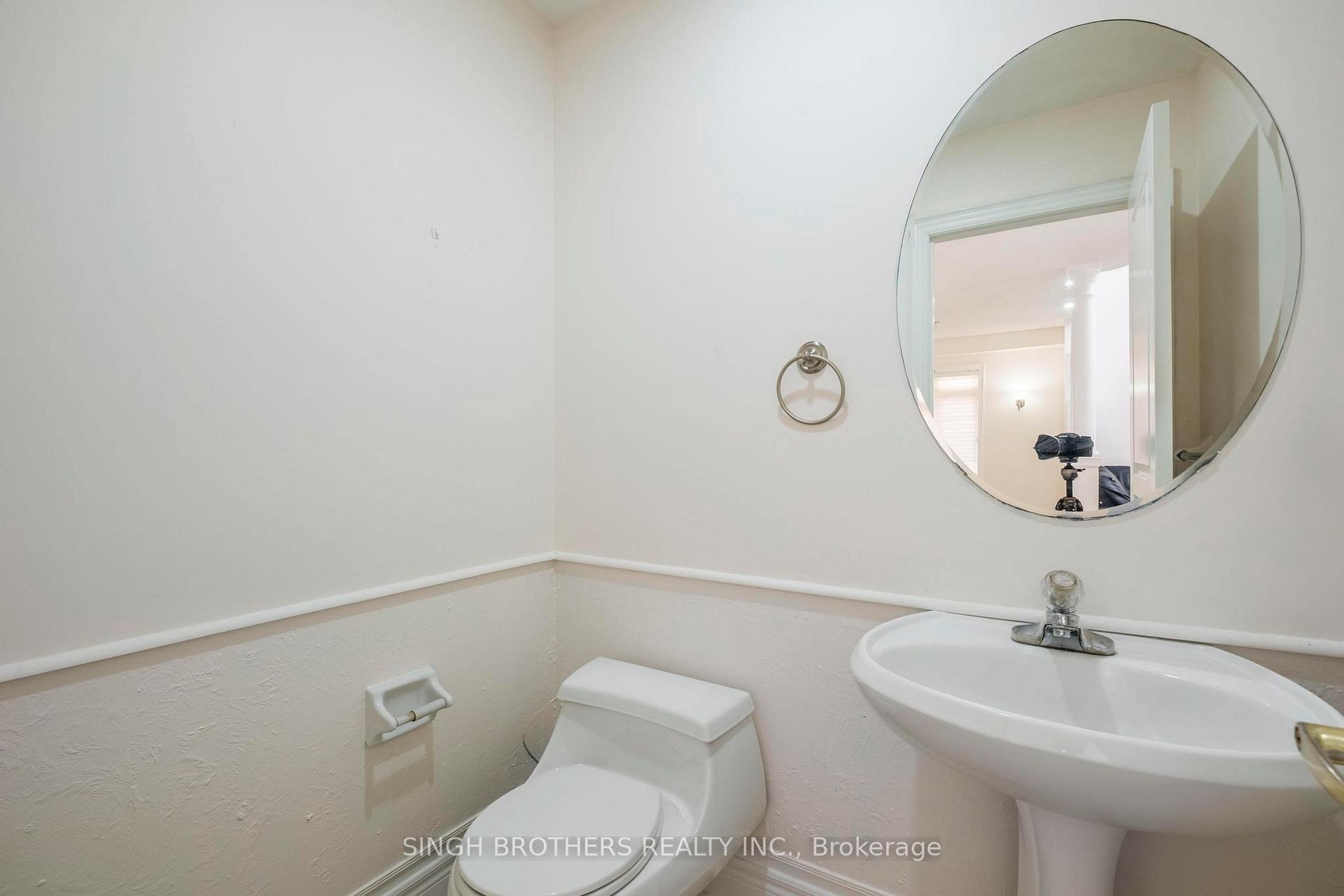 Photo 19 of Unit Upper, 78 Mainard Crescent, Brampton, Sandringham-Wellington — HOMEH