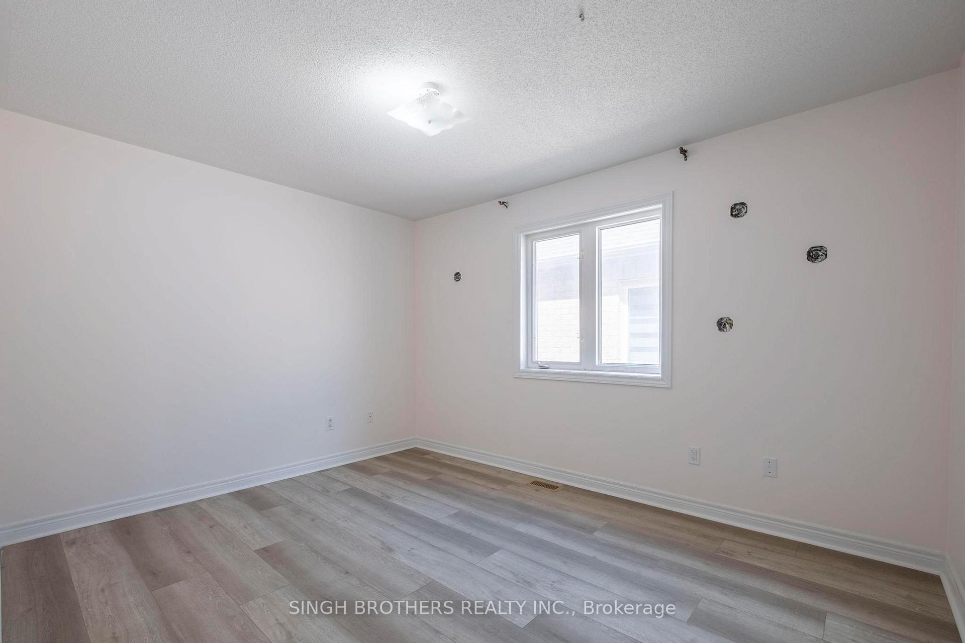 Photo 23 of Unit Upper, 78 Mainard Crescent, Brampton, Sandringham-Wellington — HOMEH