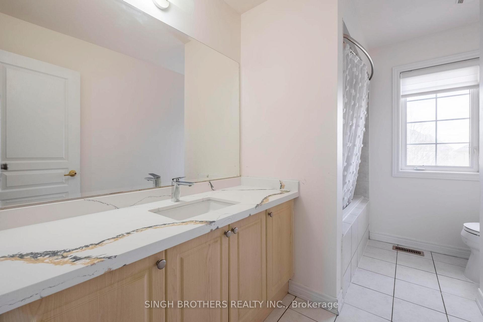 Photo 30 of Unit Upper, 78 Mainard Crescent, Brampton, Sandringham-Wellington — HOMEH