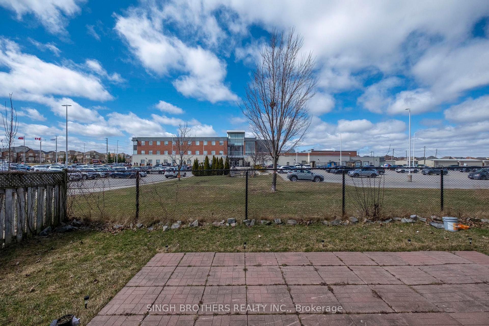 Photo 33 of Unit Upper, 78 Mainard Crescent, Brampton, Sandringham-Wellington — HOMEH