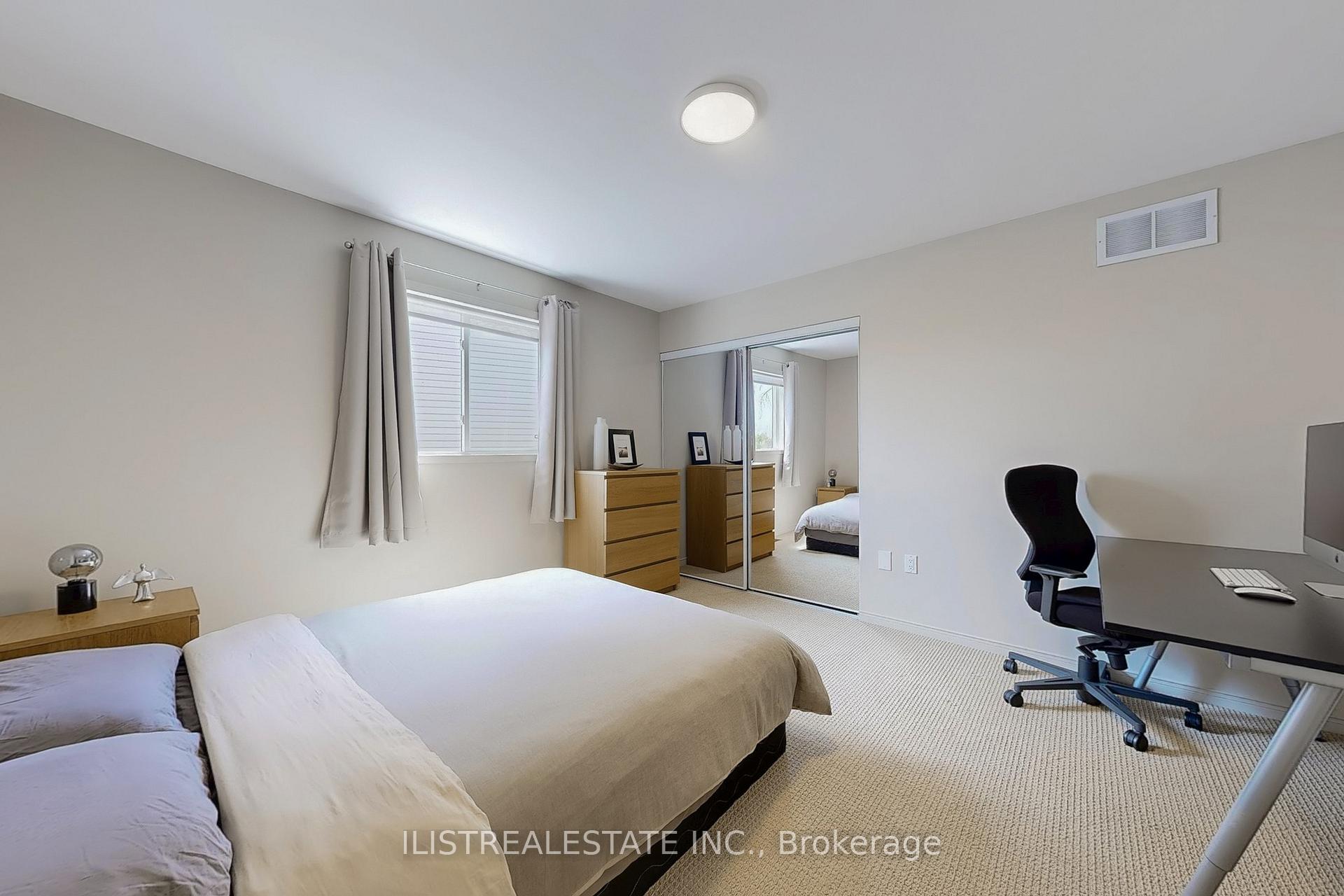 Photo 24 of 50 Moynahan Crescent, Ajax, South East — HOMEH