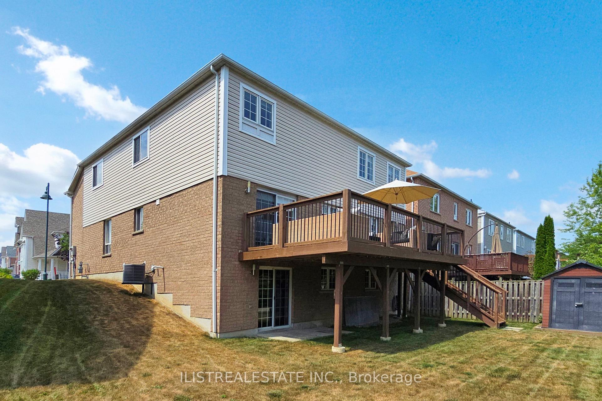 Photo 43 of 50 Moynahan Crescent, Ajax, South East — HOMEH