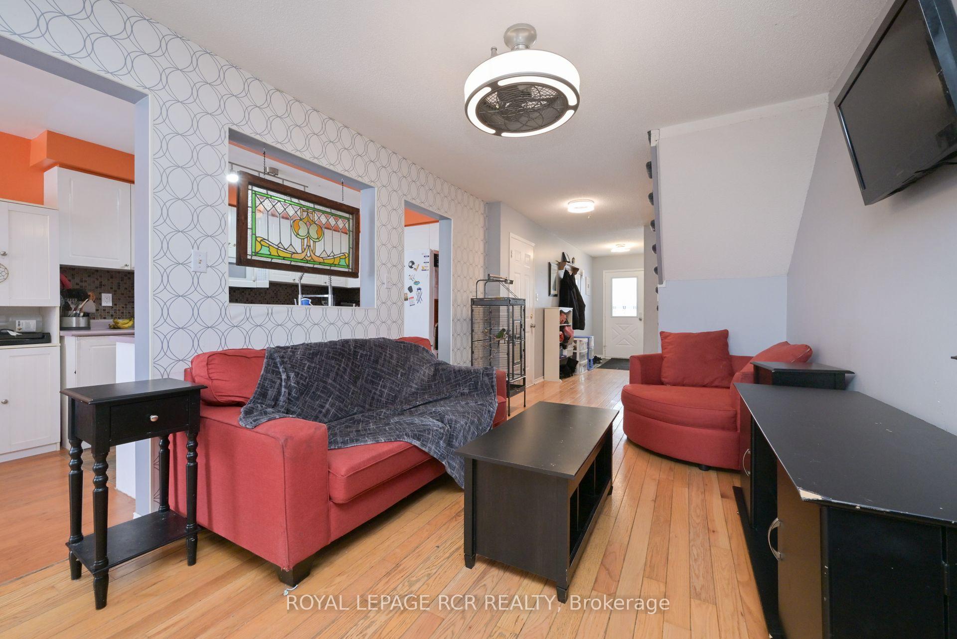 Photo 11 of 90 Cunningham Drive, Barrie, Ardagh — HOMEH