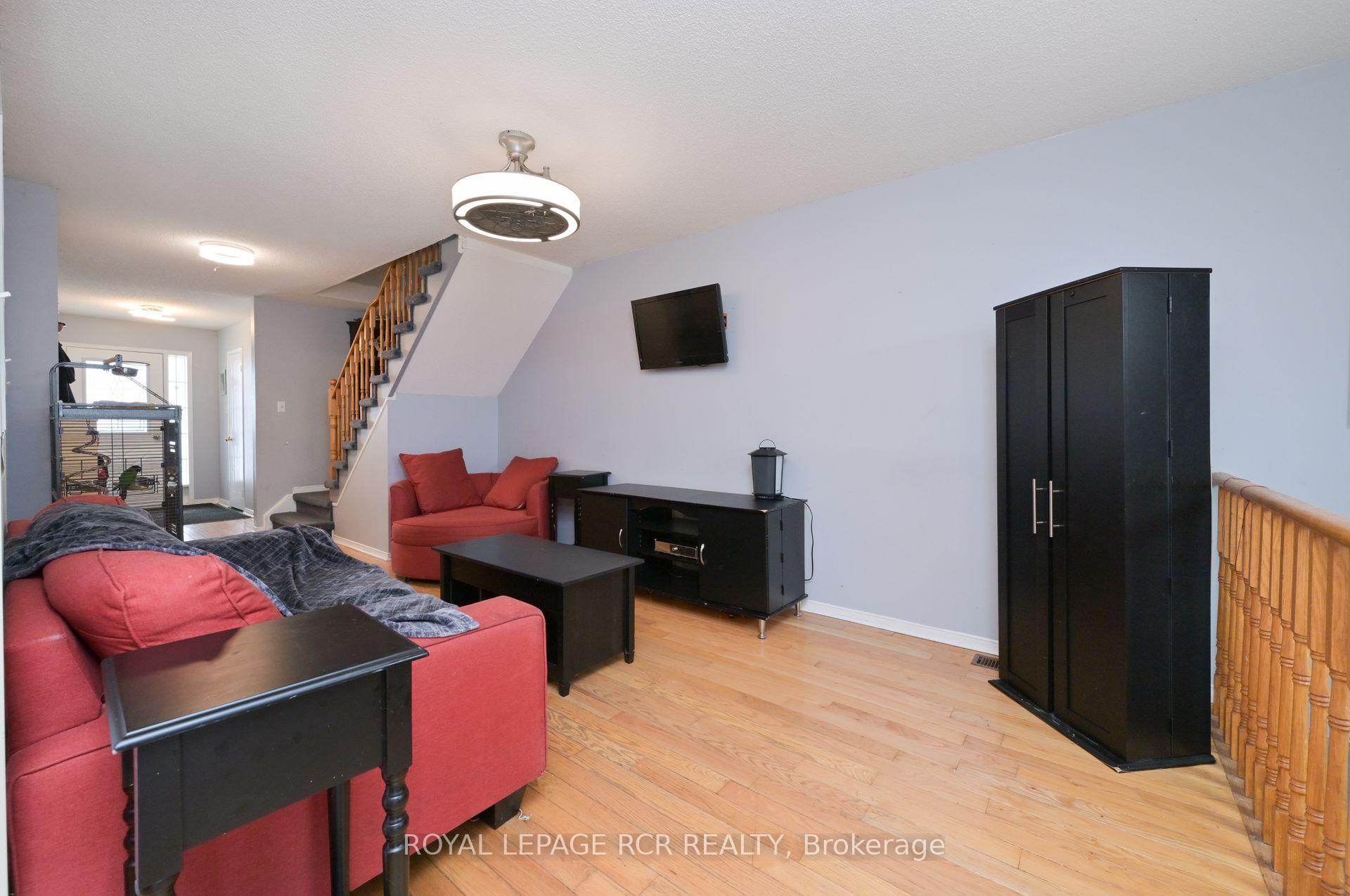 Photo 14 of 90 Cunningham Drive, Barrie, Ardagh — HOMEH