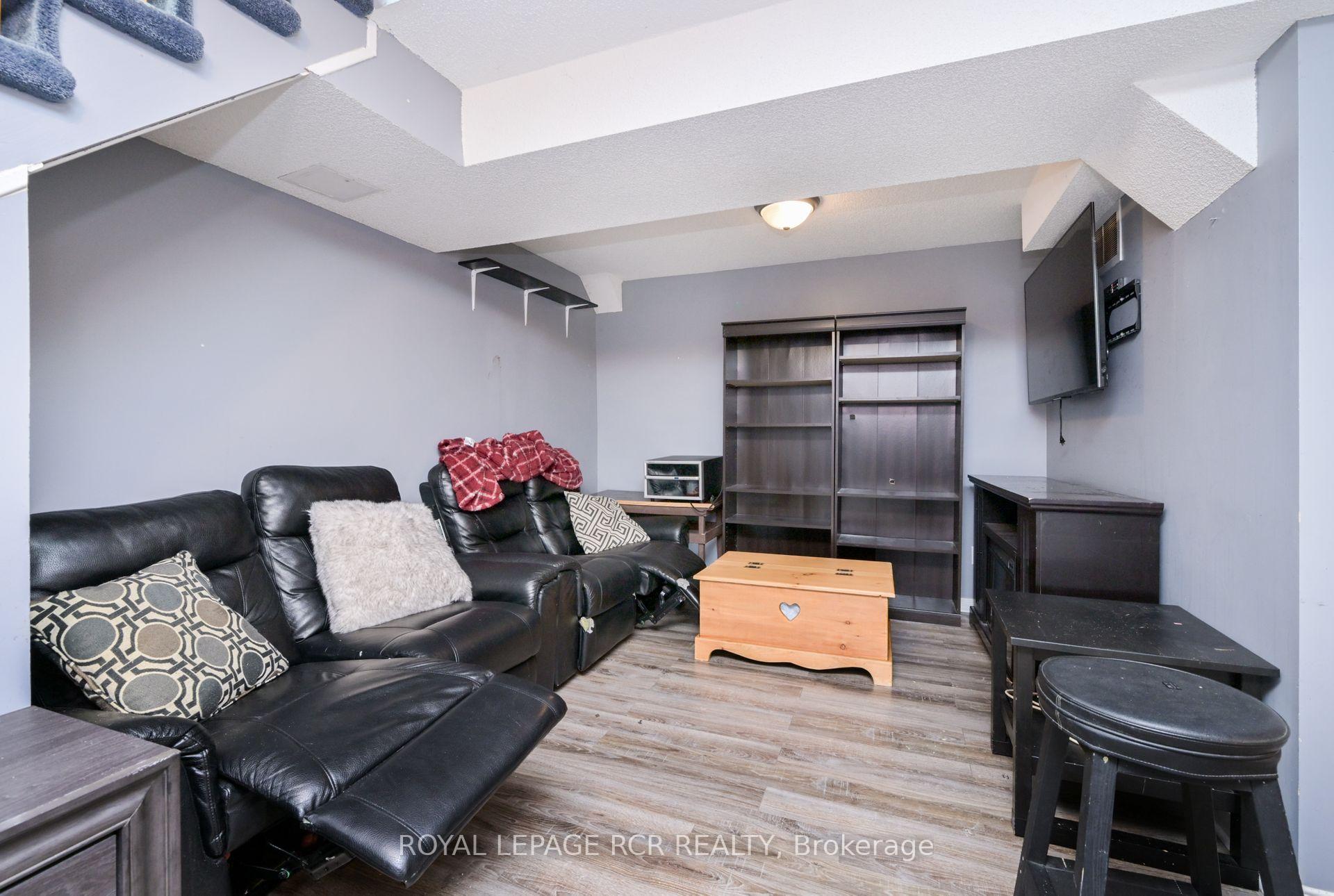 Photo 23 of 90 Cunningham Drive, Barrie, Ardagh — HOMEH