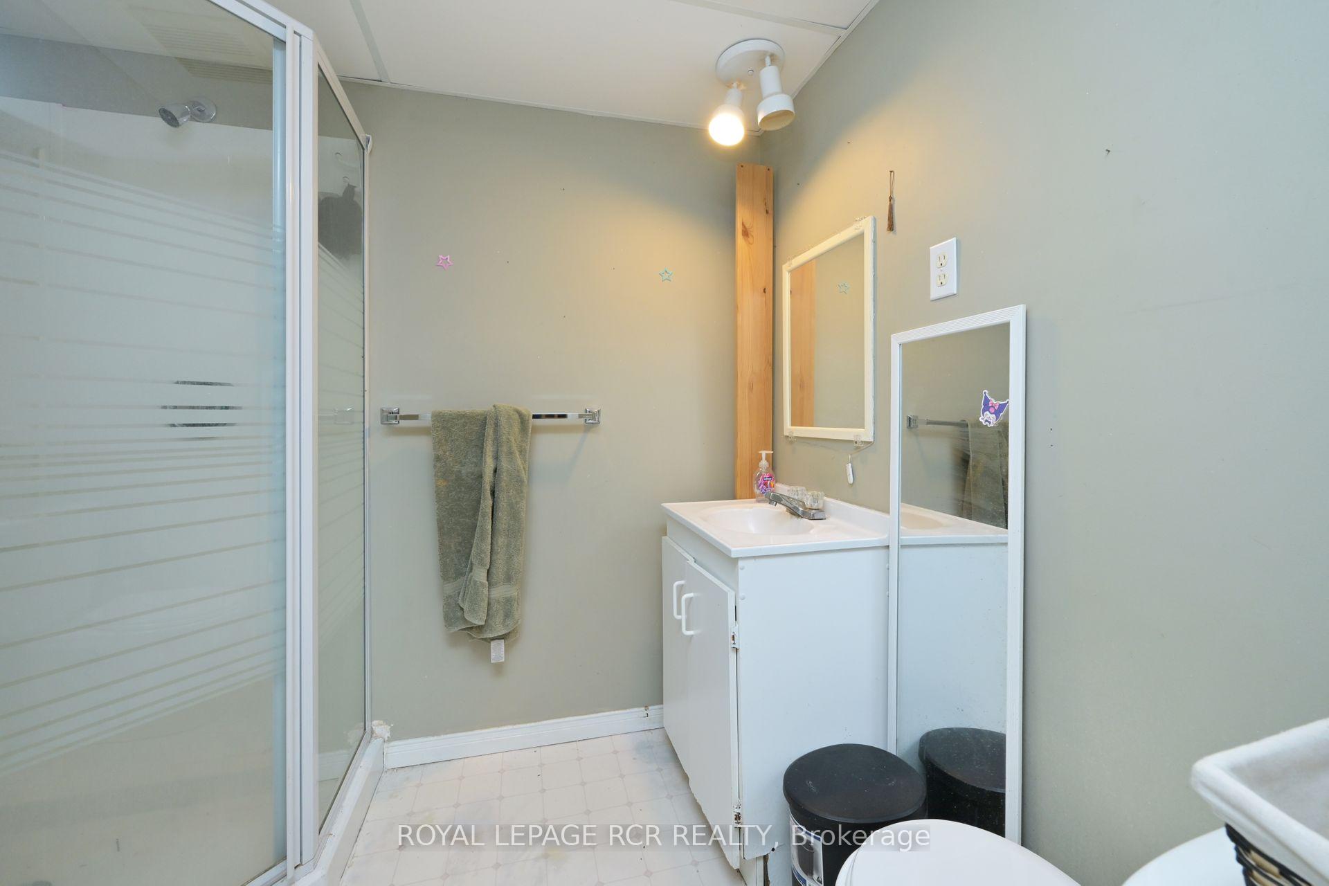 Photo 24 of 90 Cunningham Drive, Barrie, Ardagh — HOMEH